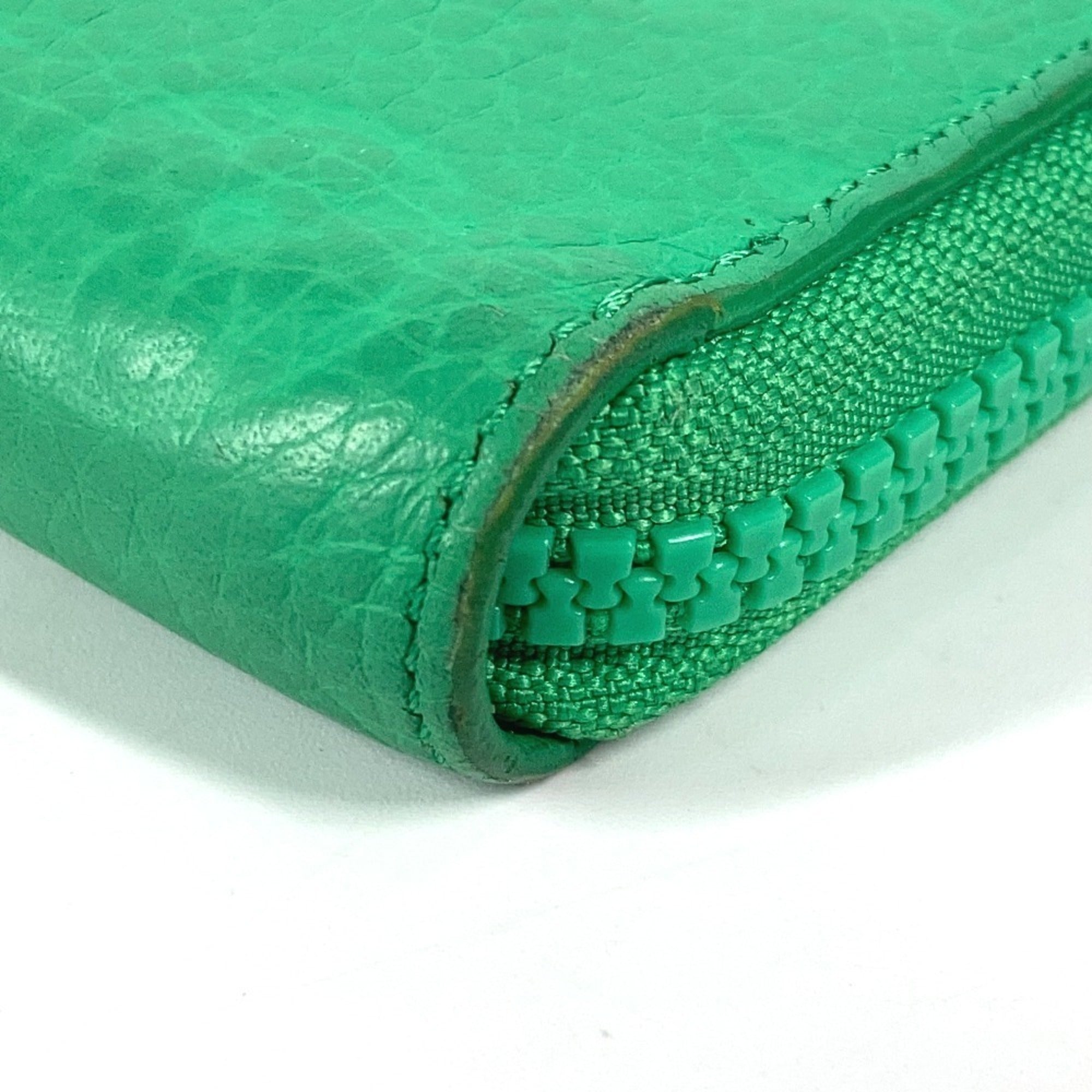 Louis Vuitton Green Leather Long Wallet (Bi-Fold) (Pre-Owned)
