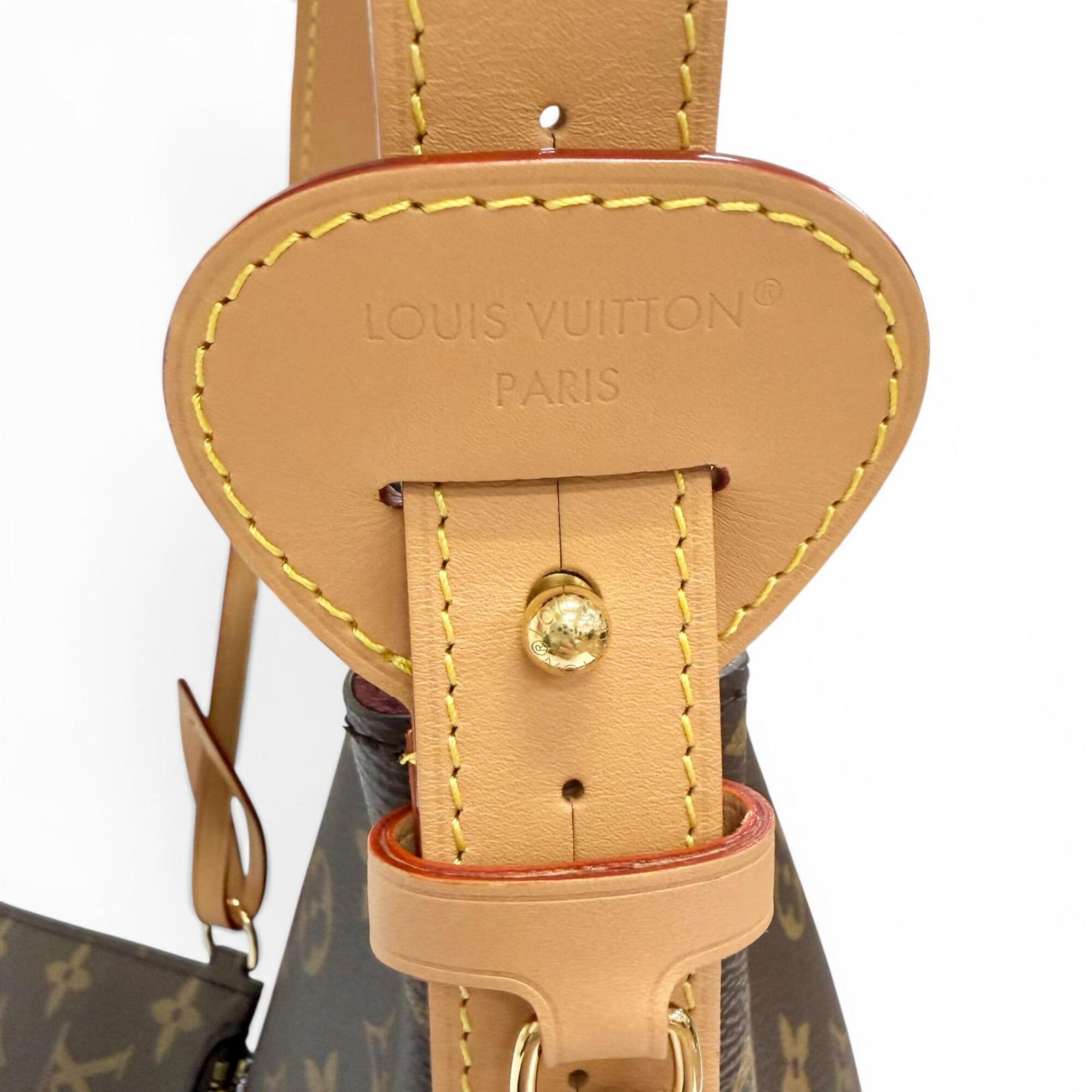 Louis Vuitton Brown Leather Pouch Shoulder Bag (Pre-Owned)