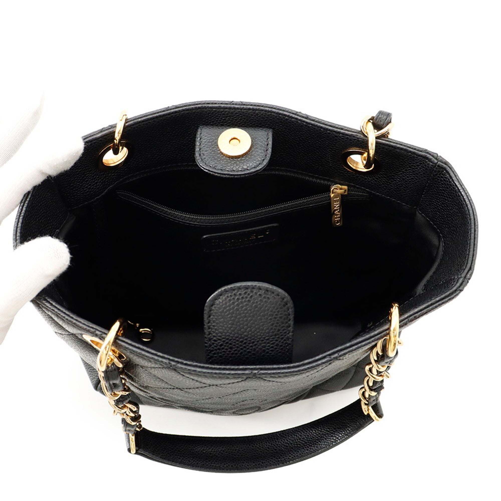 Chanel Matelasse Black Grained Calfskin Handbag Tote Bag (Pre-Owned)