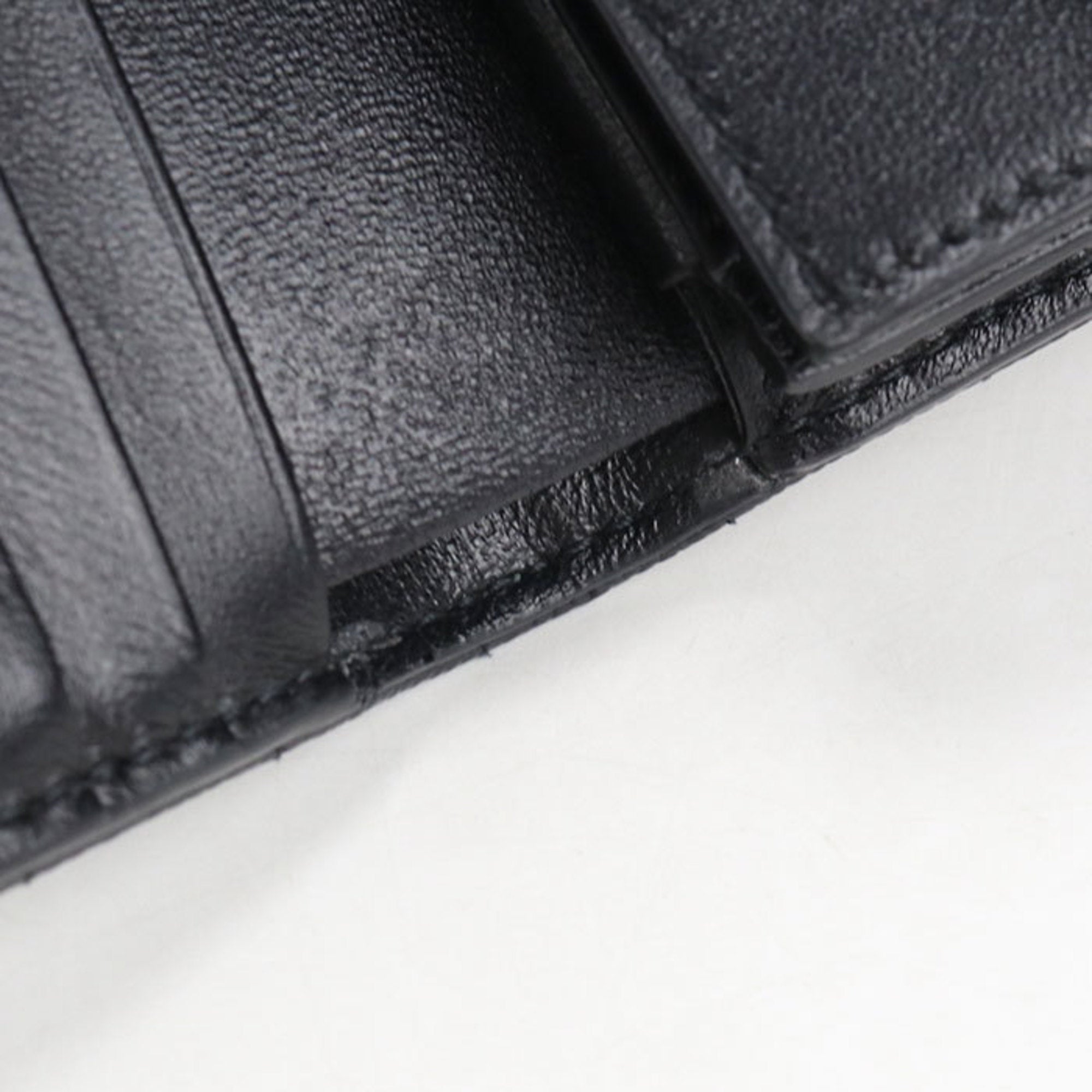 Saint Laurent Black Leather Wallet (Tri-Fold) (Pre-Owned)