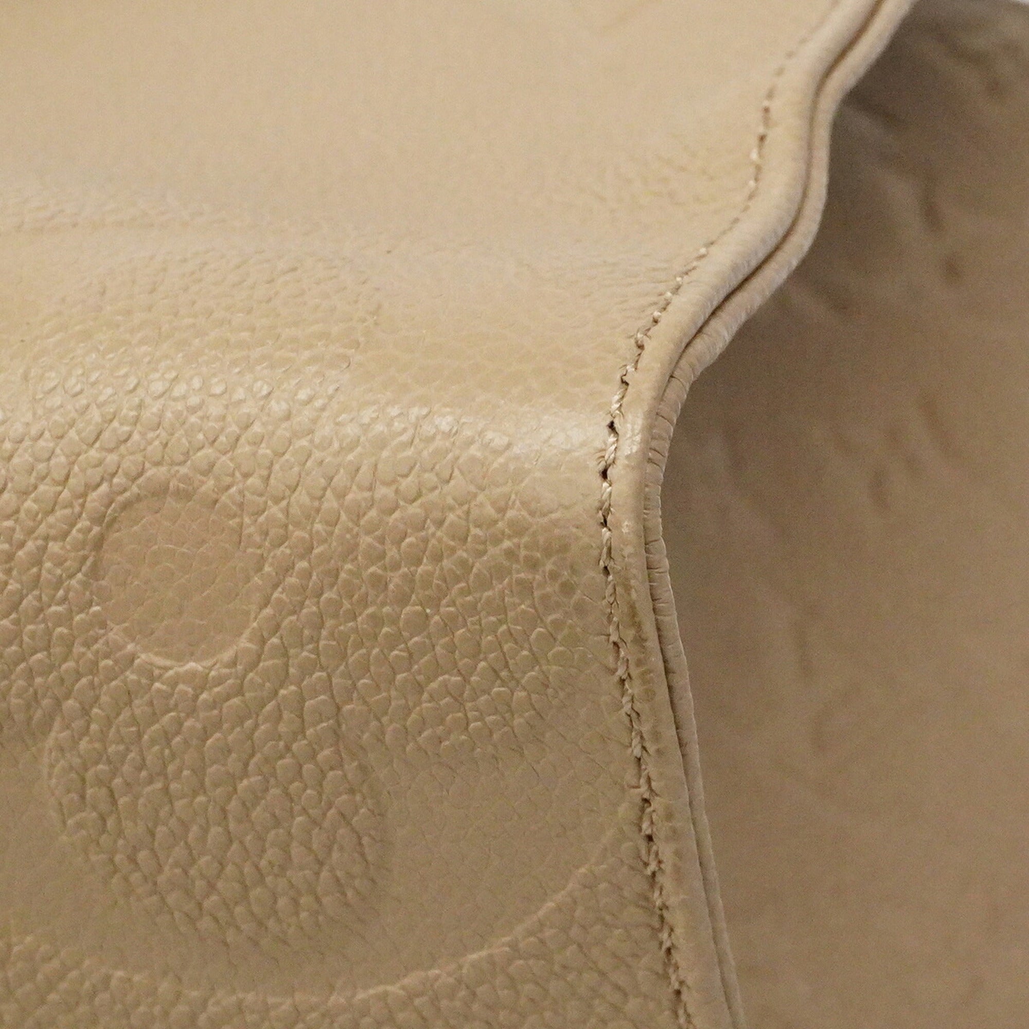 Louis Vuitton Tourterelle Tote Bag (Pre-Owned)
