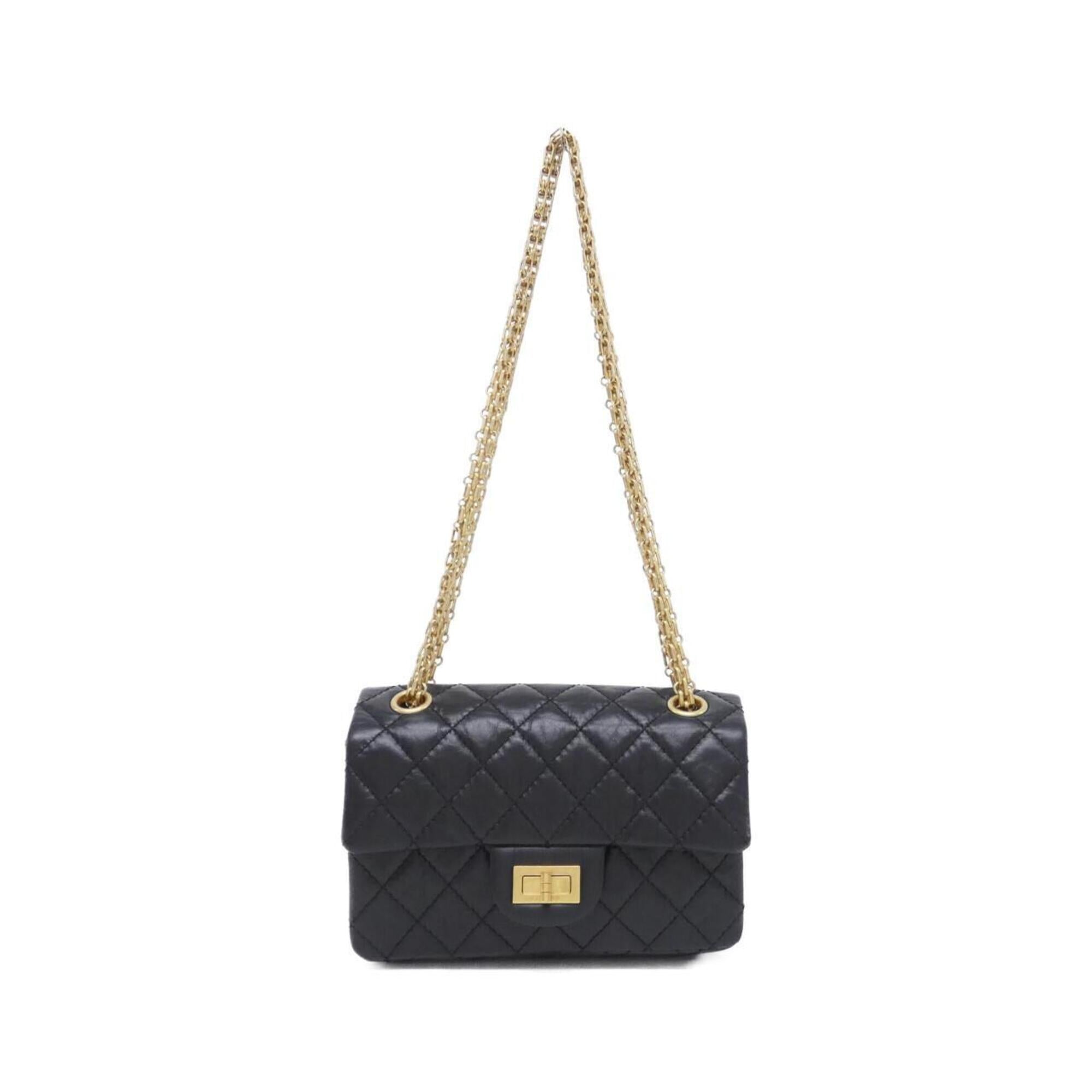 Chanel Black Leather Shoulder Bag (Pre-Owned)