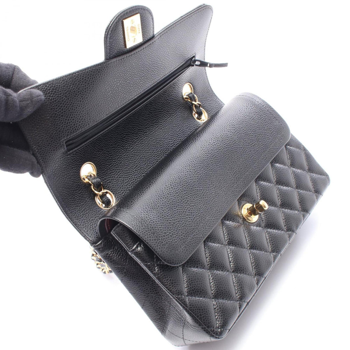 Chanel Black Leather Handbag Shoulder Bag (Pre-Owned)