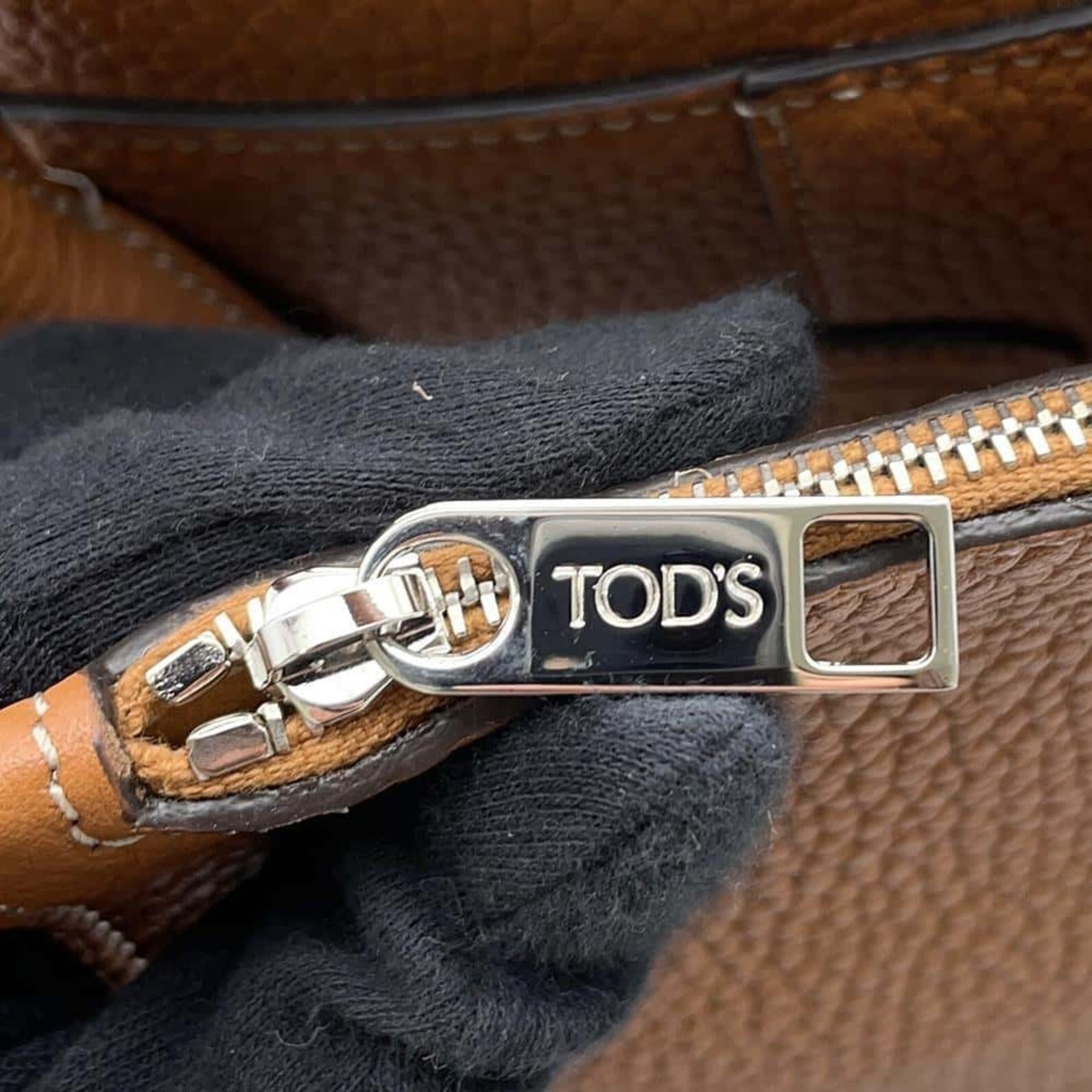 Tod's Brown Leather Handbag (Pre-Owned)