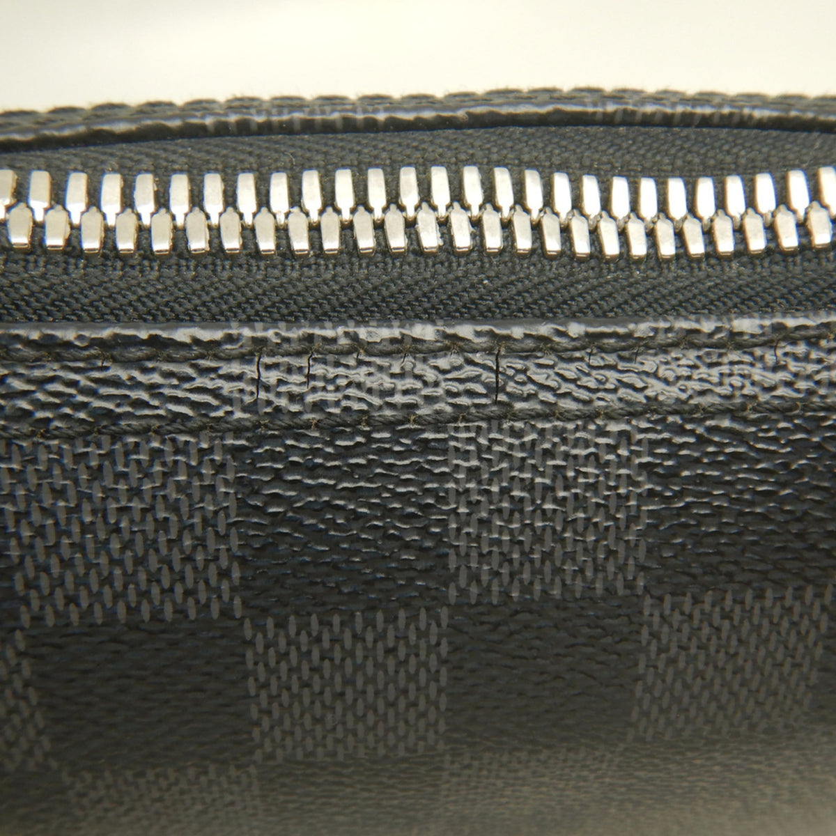 Louis Vuitton Damier Graphite Noir Damier Graphite Shoulder Bag (Pre-Owned)