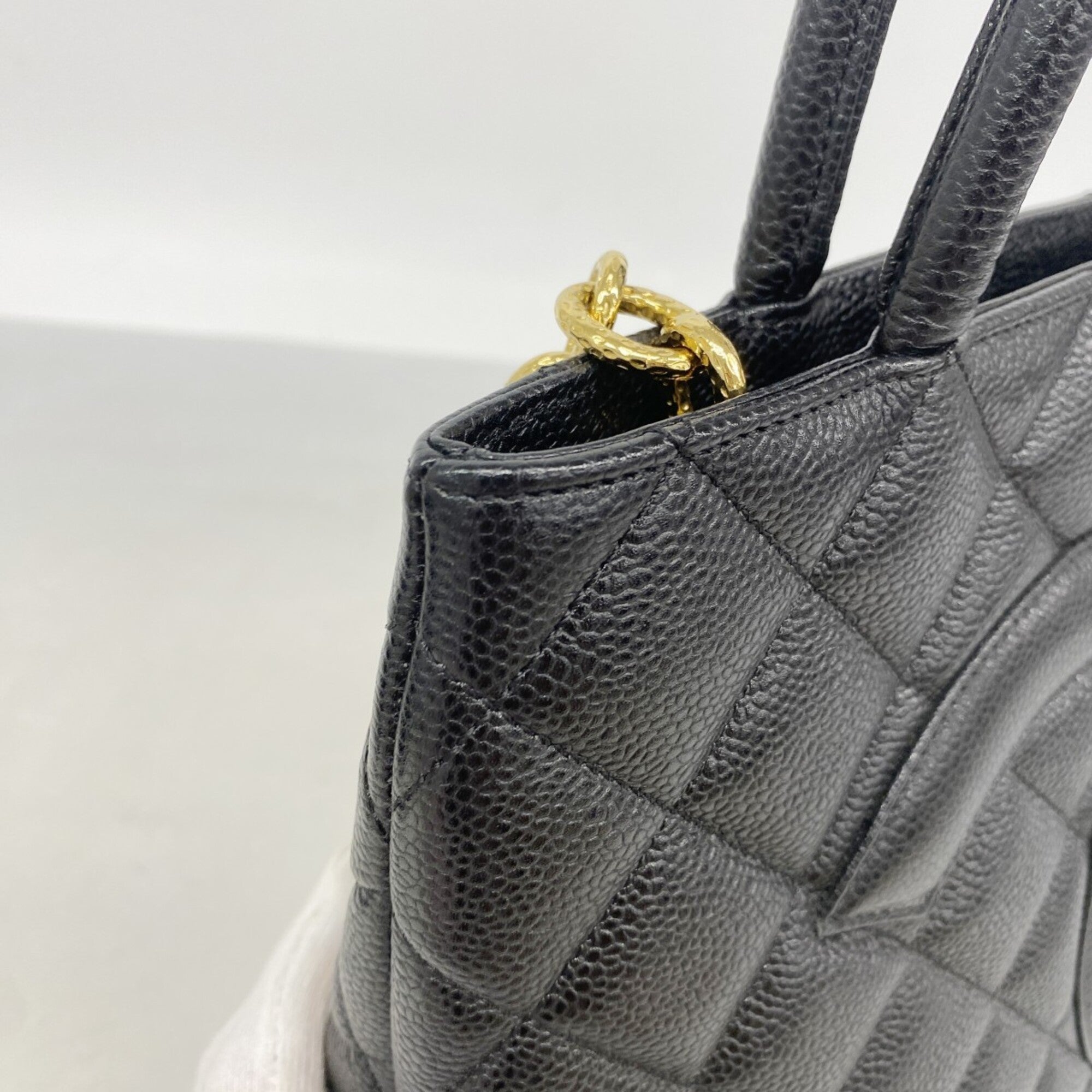 Chanel Black Grained Calfskin Tote Bag (Pre-Owned)