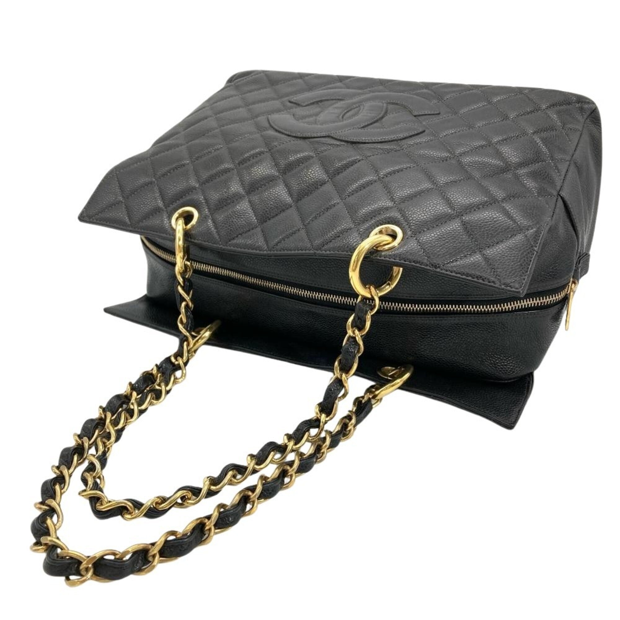 Chanel Black Grained Calfskin Shoulder Bag (Pre-Owned)