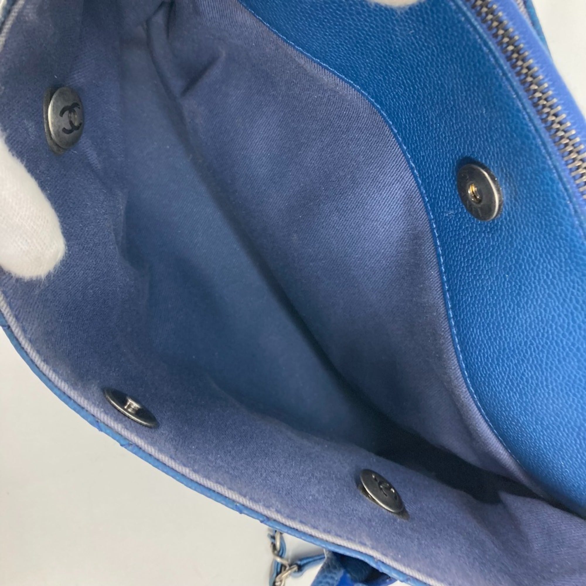 Chanel Blue Caviar Leather Handbag Shoulder Bag Tote Bag (Pre-Owned)