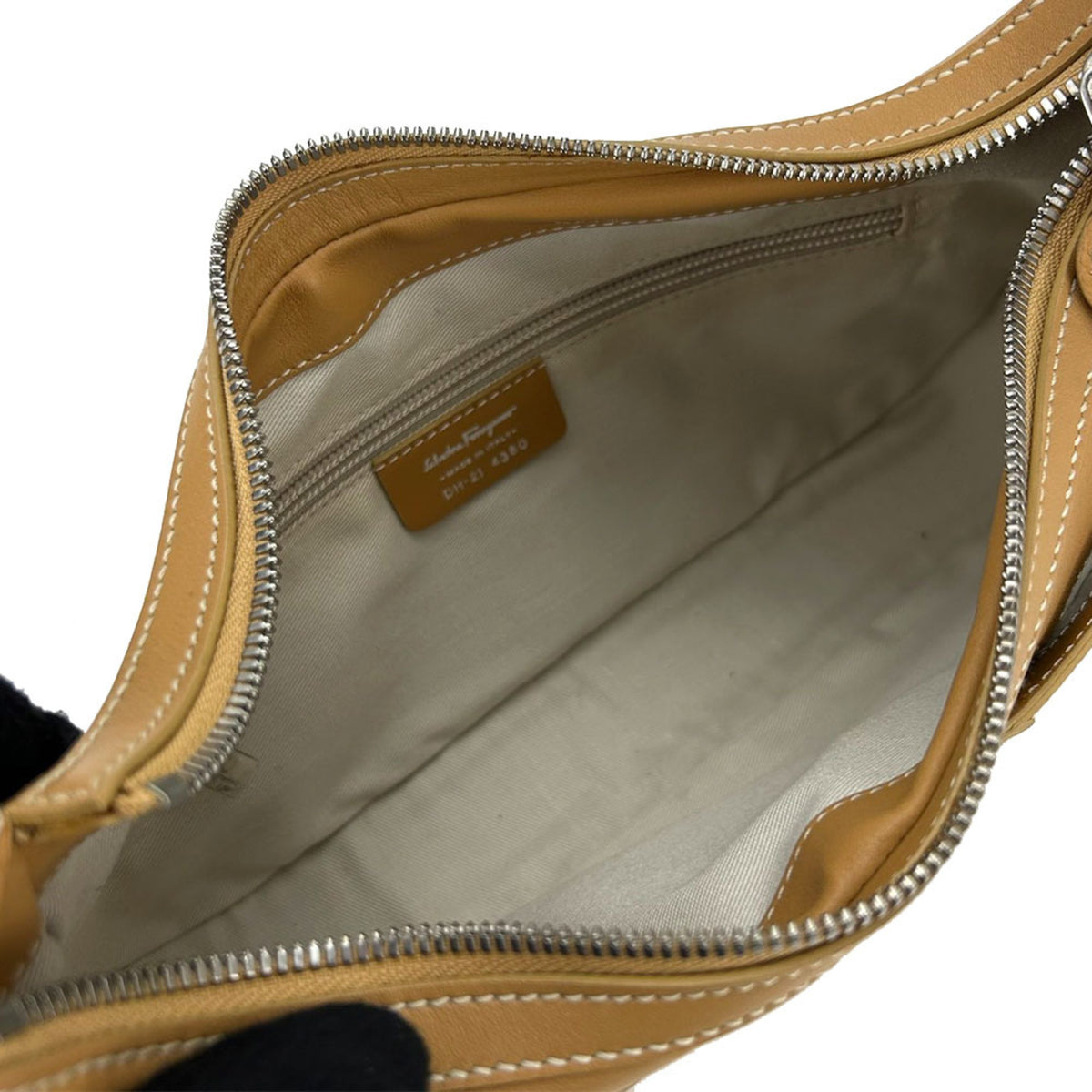 Salvatore Ferragamo Gancini Camel Leather Shoulder Bag (Pre-Owned)