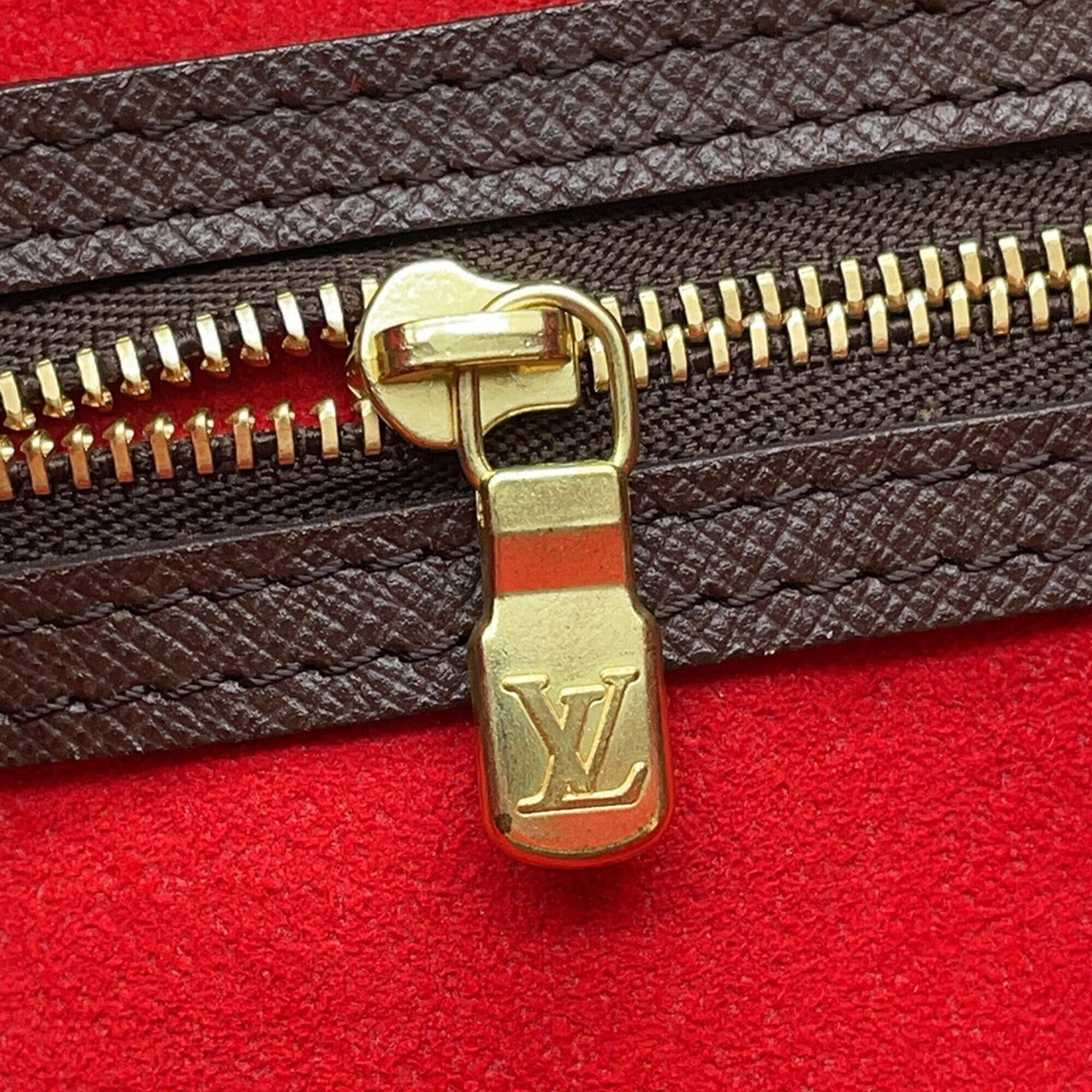 Louis Vuitton Red Color Damier Canvas Handbag Pouch Shoulder Bag Tote Bag (Pre-Owned)