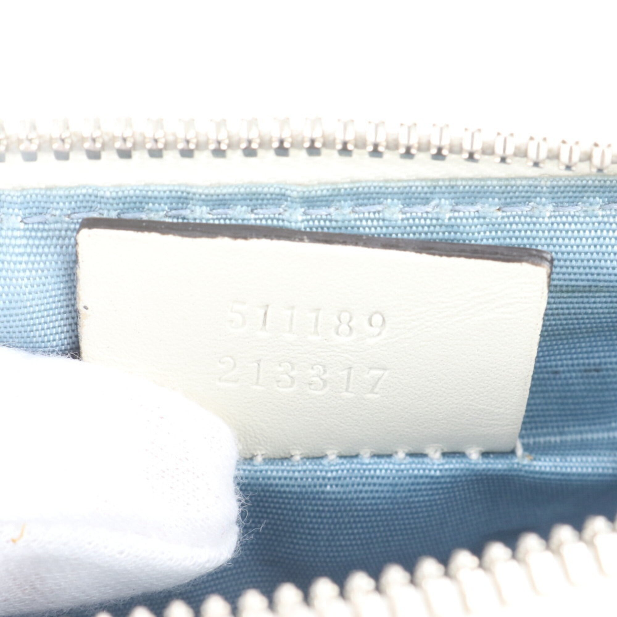 Gucci Ivory Leather Shoulder Bag (Pre-Owned)