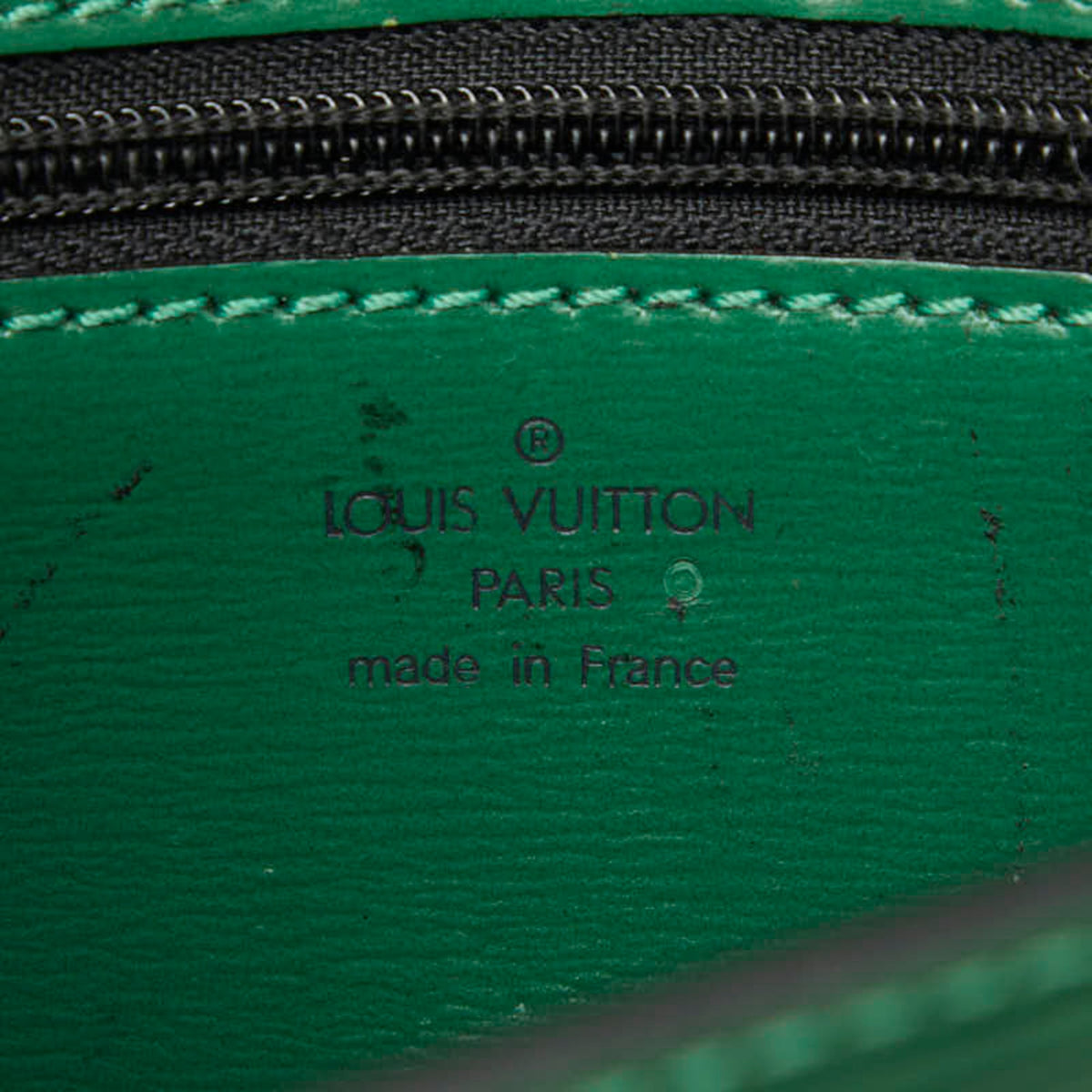 Louis Vuitton Borneo Green Leather Clutch Bag Shoulder Bag (Pre-Owned)