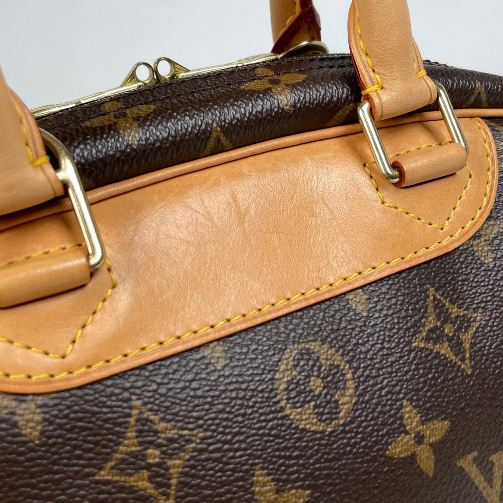 Louis Vuitton Brown Monogram Boston Bag Handbag (Pre-Owned)