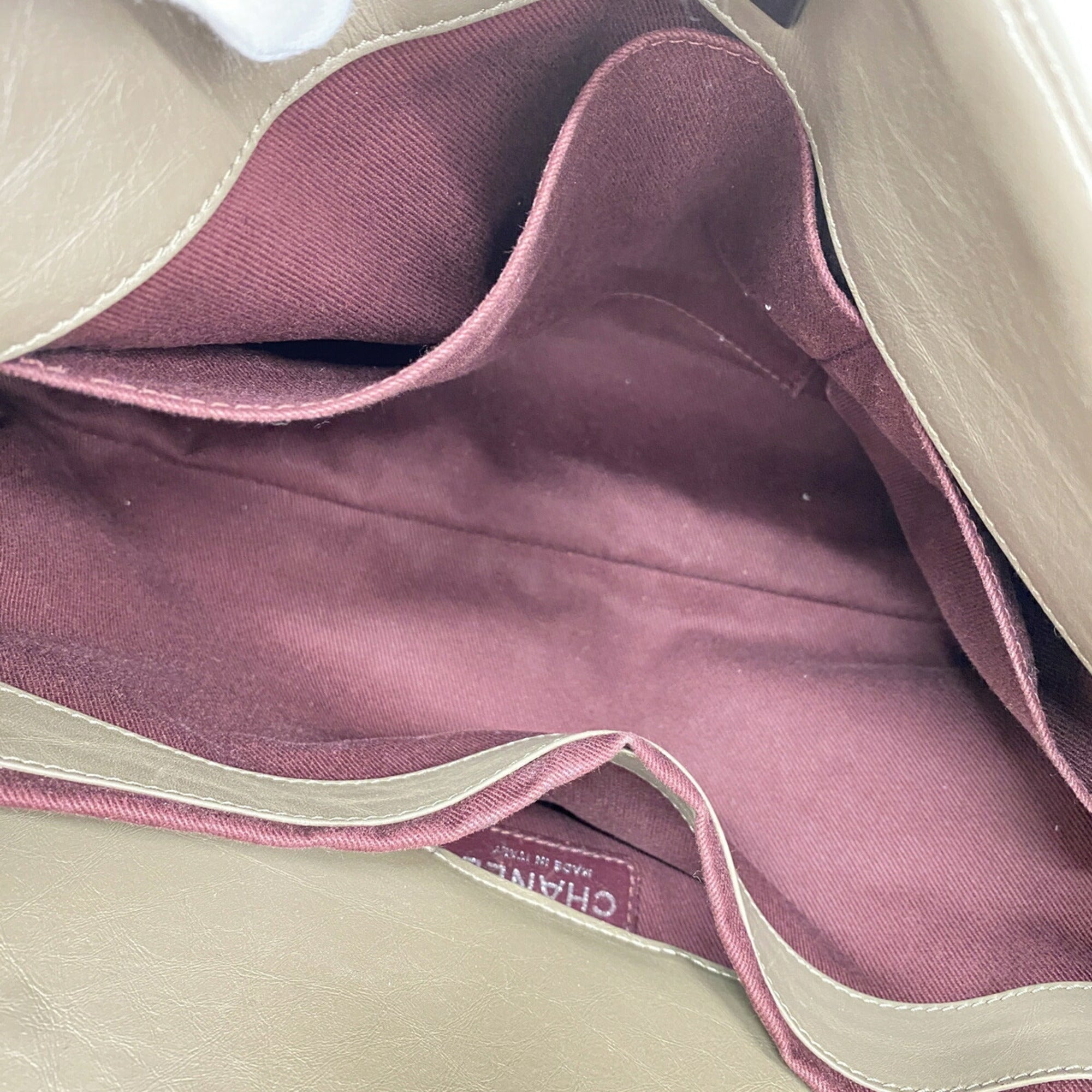 Chanel Brown Leather Tweed Handbag (Pre-Owned)