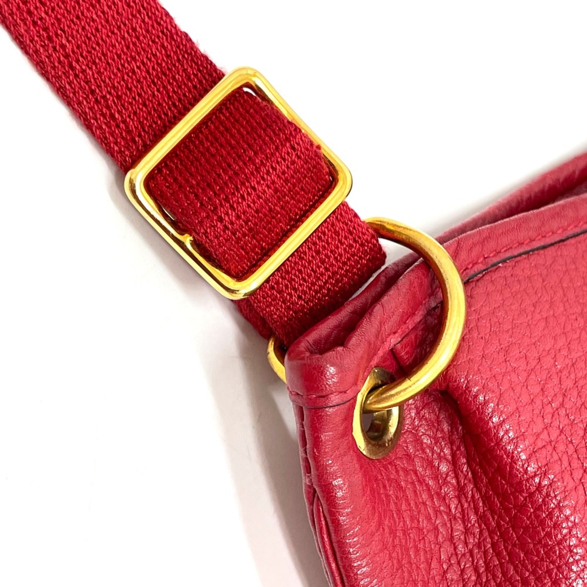 Hermes Red Leather Shoulder Bag (Pre-Owned)