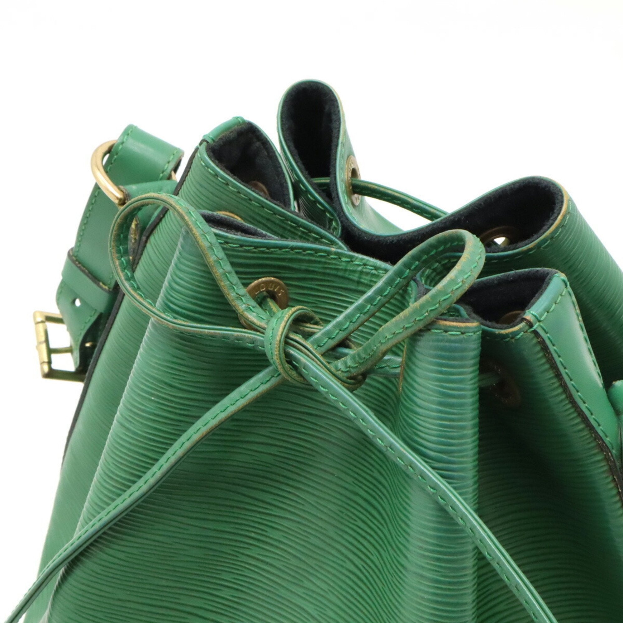 Louis Vuitton Borneo Green Shoulder Bag (Pre-Owned)