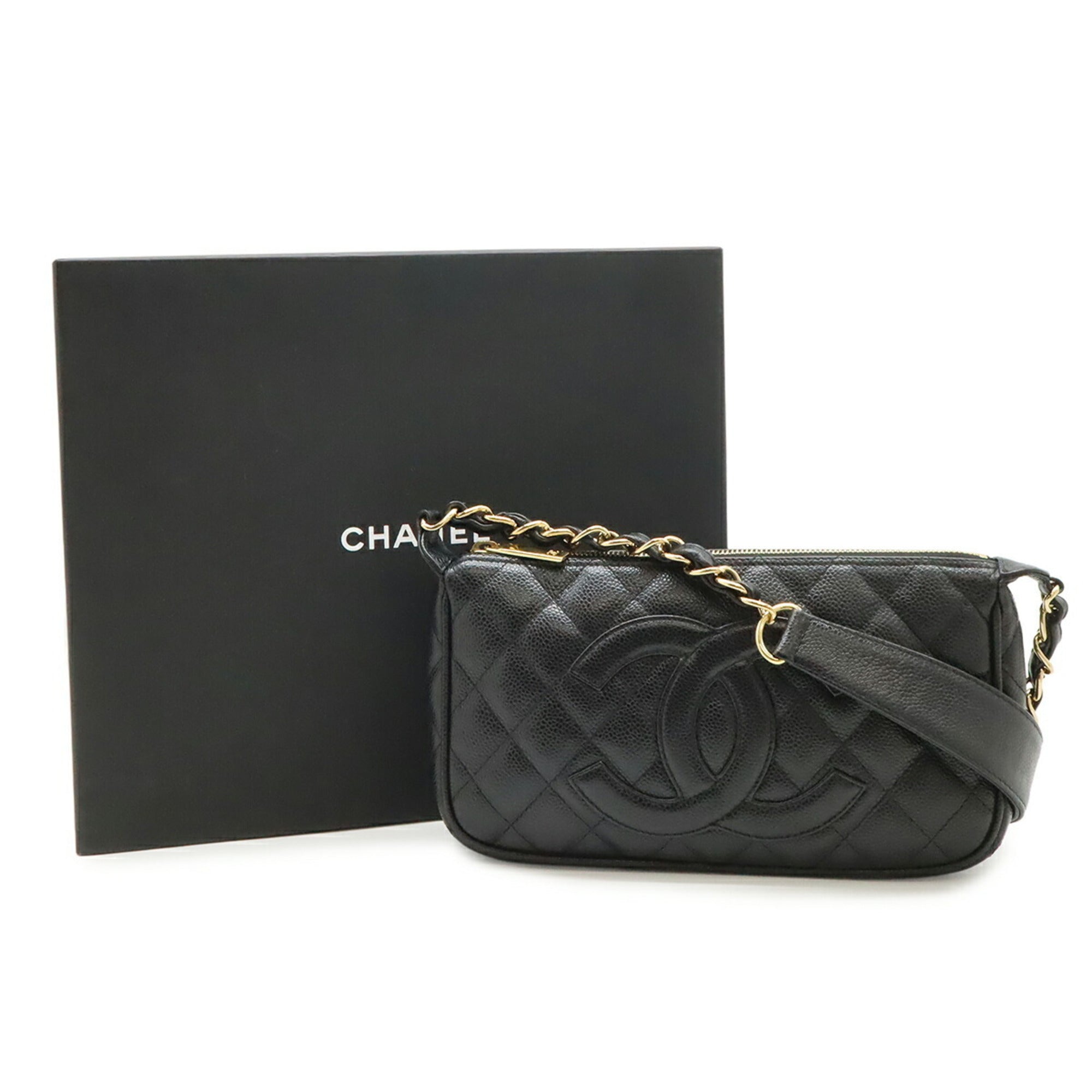 Chanel Matelasse Black Grained Calfskin Shoulder Bag (Pre-Owned)