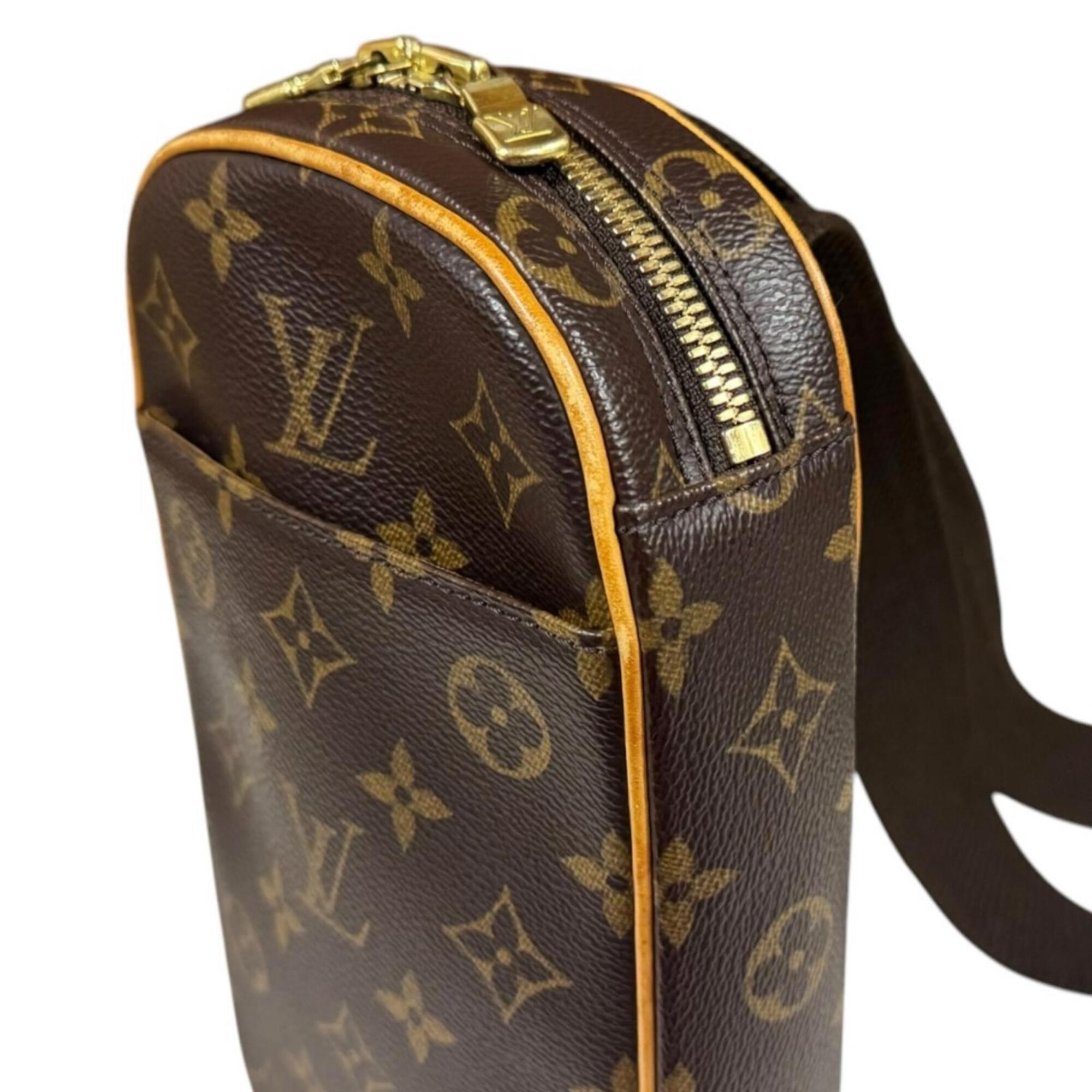 Louis Vuitton Brown Monogram Canvas Backpack (Pre-Owned)