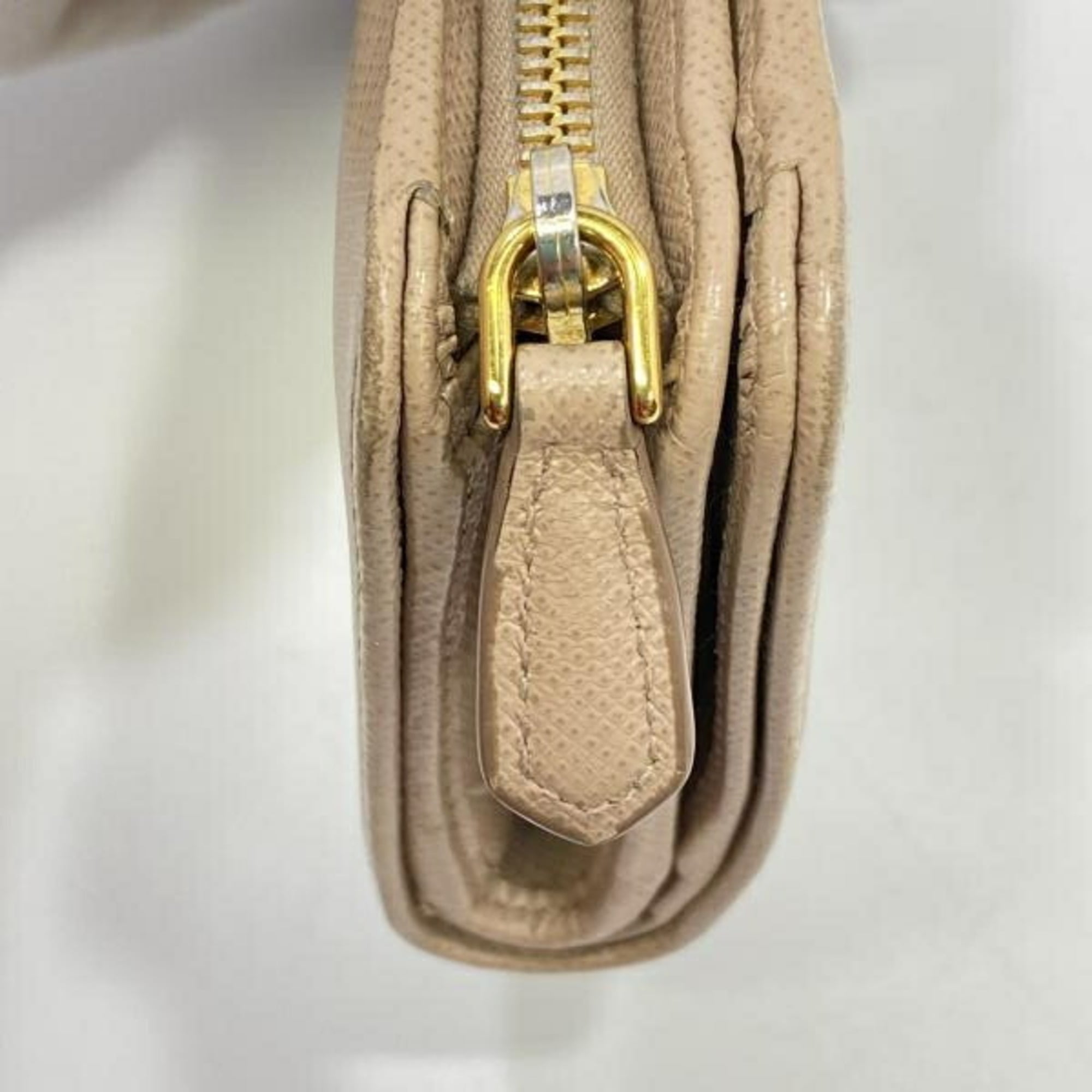 Prada Saffiano Beige Wallet (Bi-Fold) (Pre-Owned)