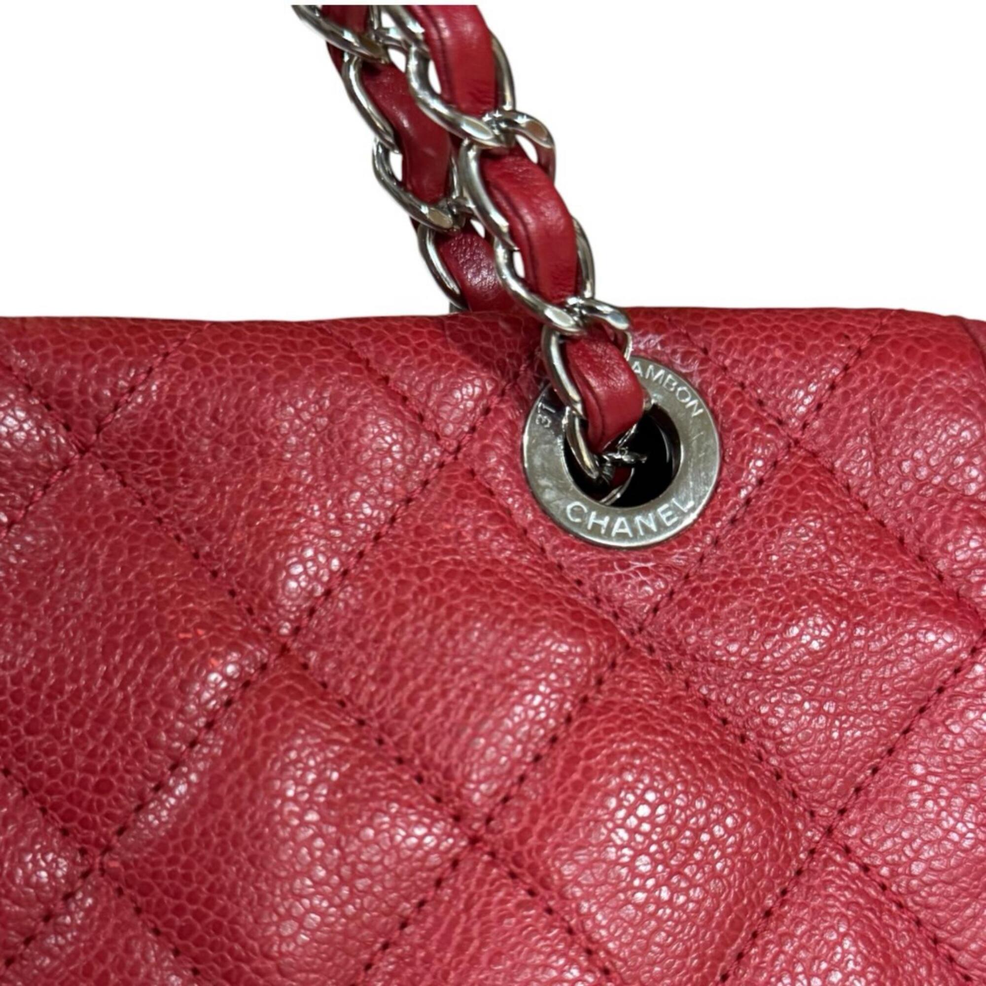 Chanel Matelasse Red Color Leather Grained Calfskin Shoulder Bag (Pre-Owned)