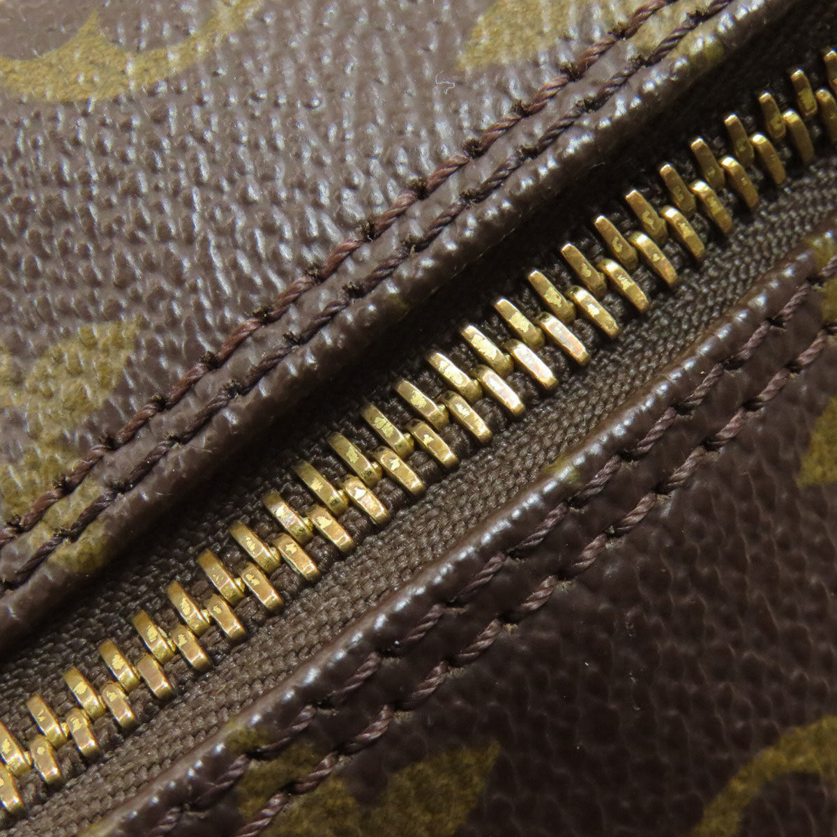 Louis Vuitton Monogram Monogram Monogram Canvas Shoulder Bag (Pre-Owned)