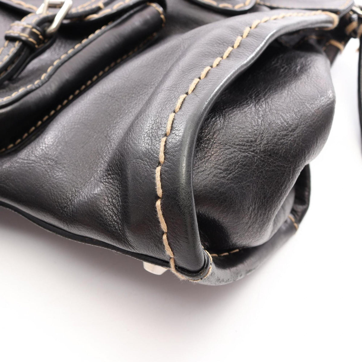 Chloé Black Leather Handbag (Pre-Owned)