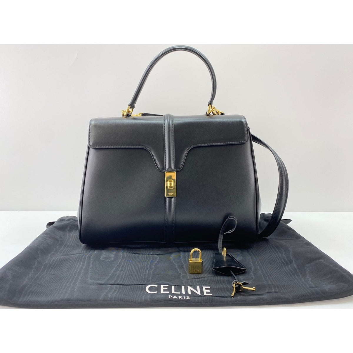Celine Black Handbag (Pre-Owned)