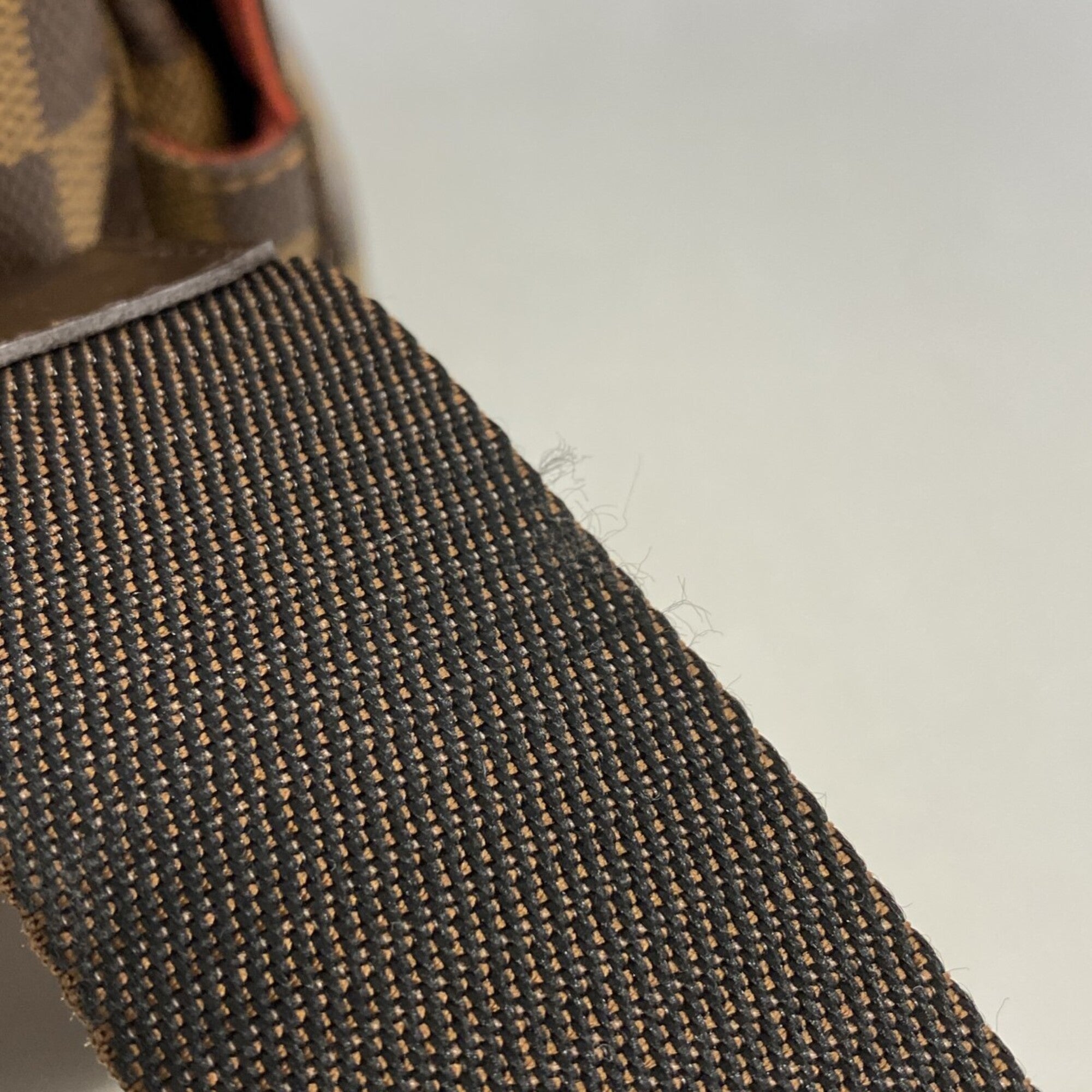Louis Vuitton Ebene Shoulder Bag (Pre-Owned)