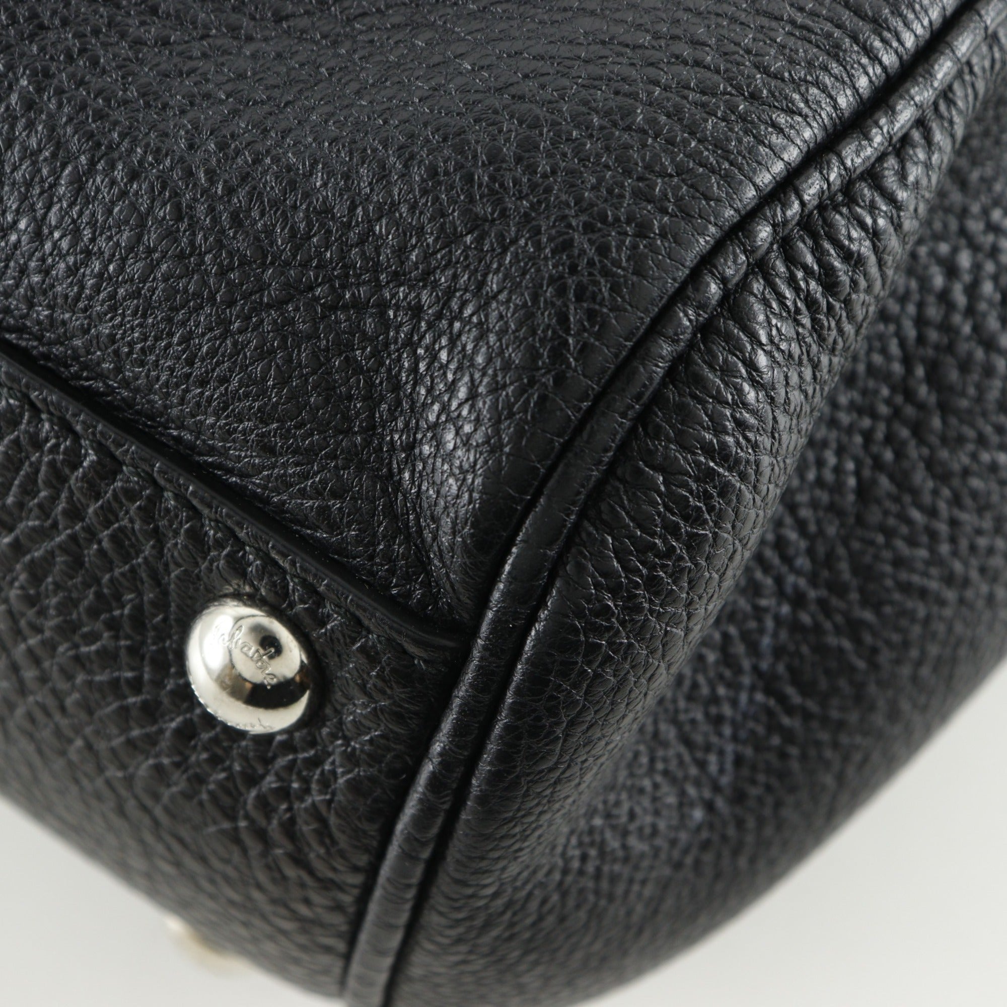 Salvatore Ferragamo Black Leather Tote Bag (Pre-Owned)