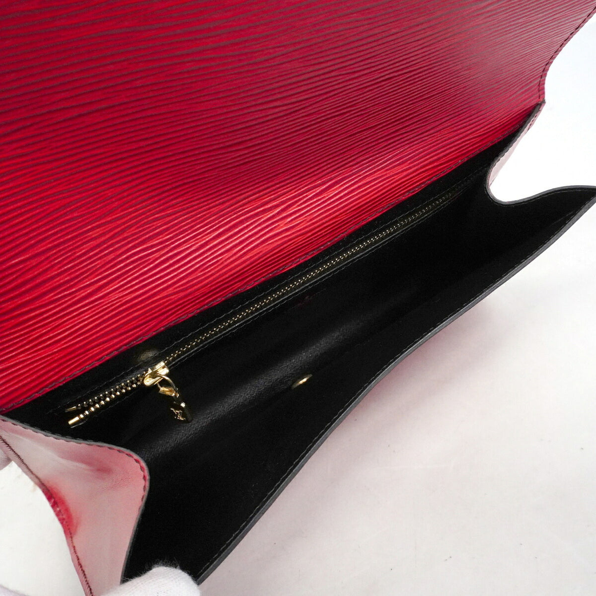 Louis Vuitton Castilian Red Clutch Bag (Pre-Owned)
