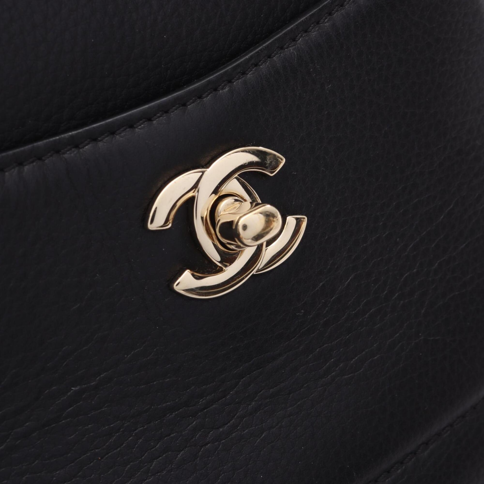 Chanel Black Ivory Leather Handbag Shoulder Bag (Pre-Owned)