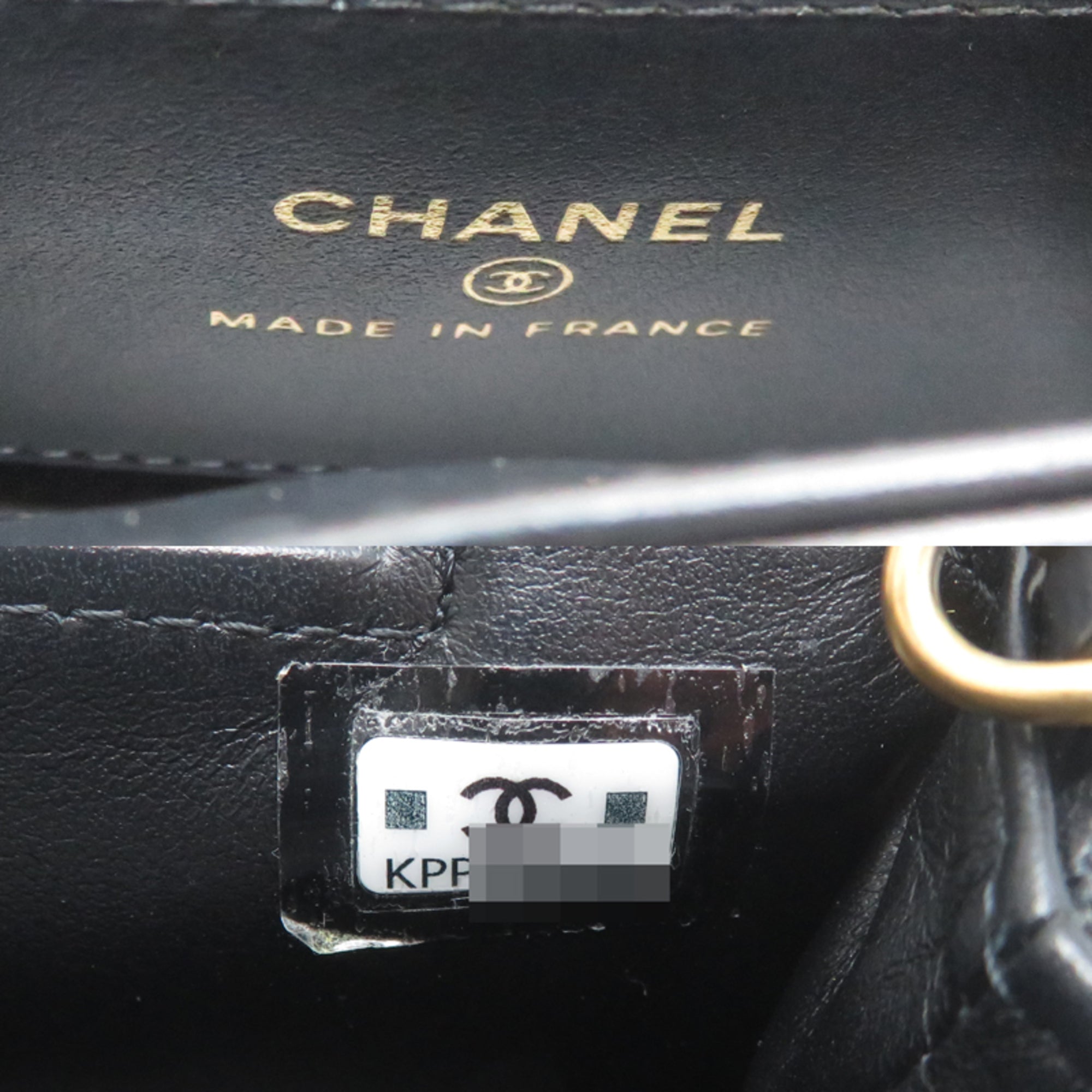 Chanel Black Leather Shoulder Bag (Pre-Owned)