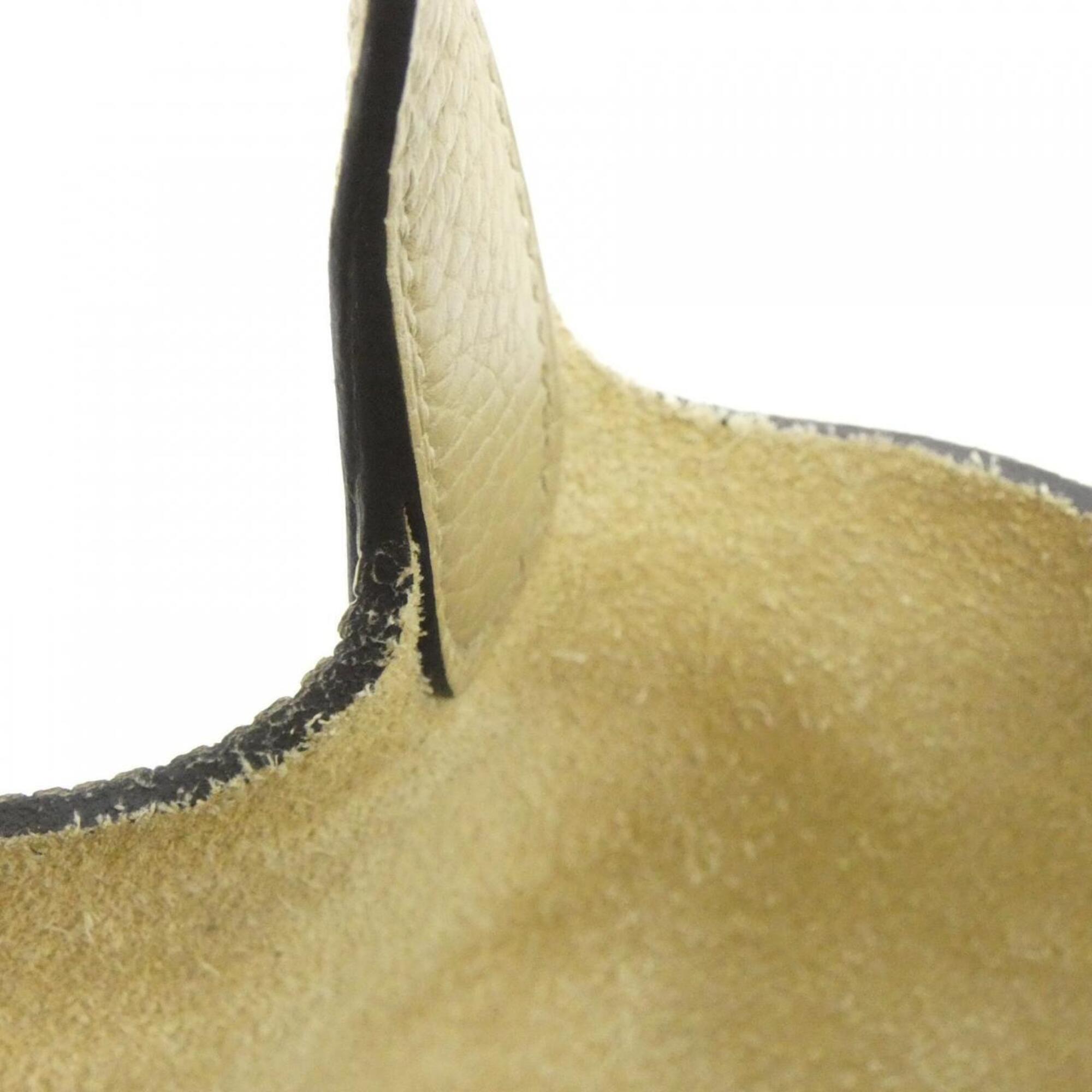 Hermes Gold Taurillon Clemence Leather Handbag (Pre-Owned)