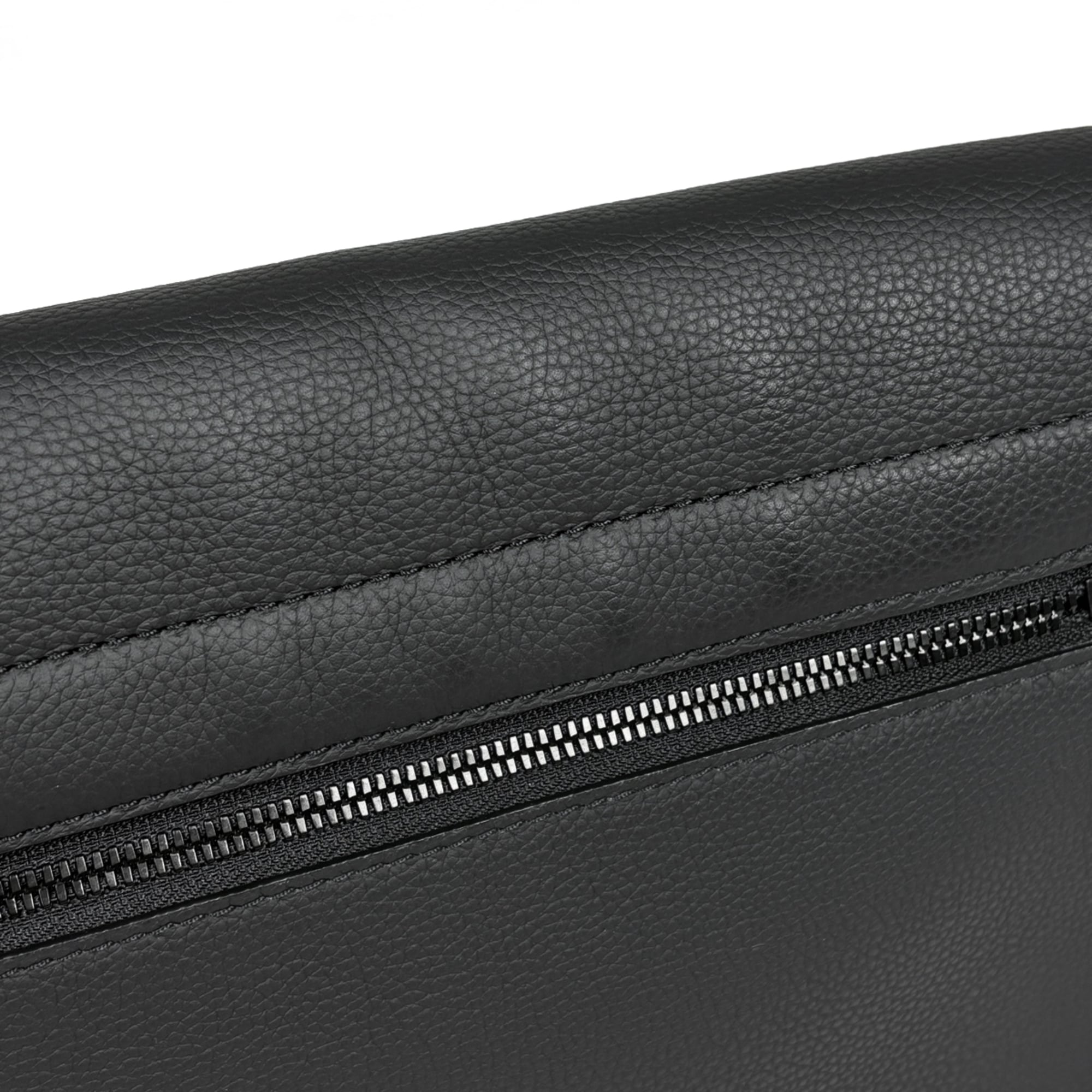 Louis Vuitton Black Noir Leather Shoulder Bag (Pre-Owned)