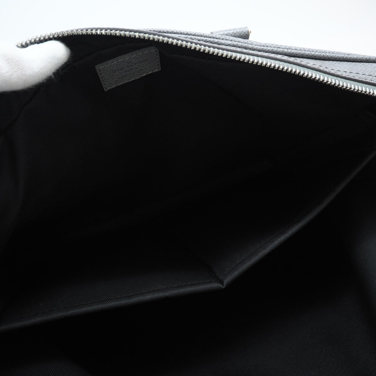 Louis Vuitton Gray Leather Briefcase Handbag (Pre-Owned)