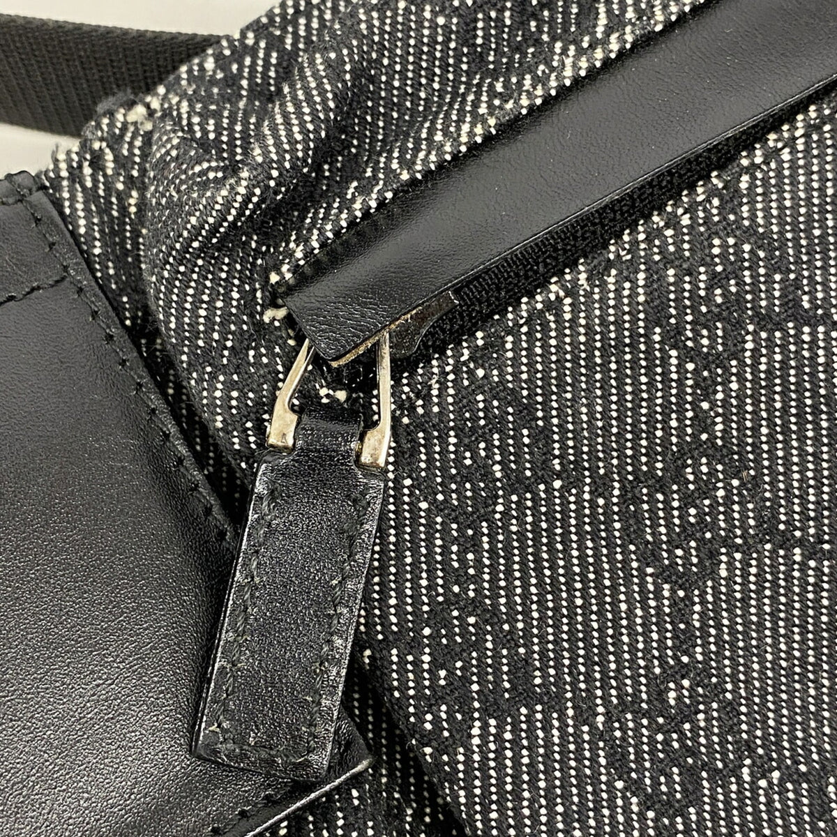 Gucci Black Denim Fanny Pack (Pre-Owned)