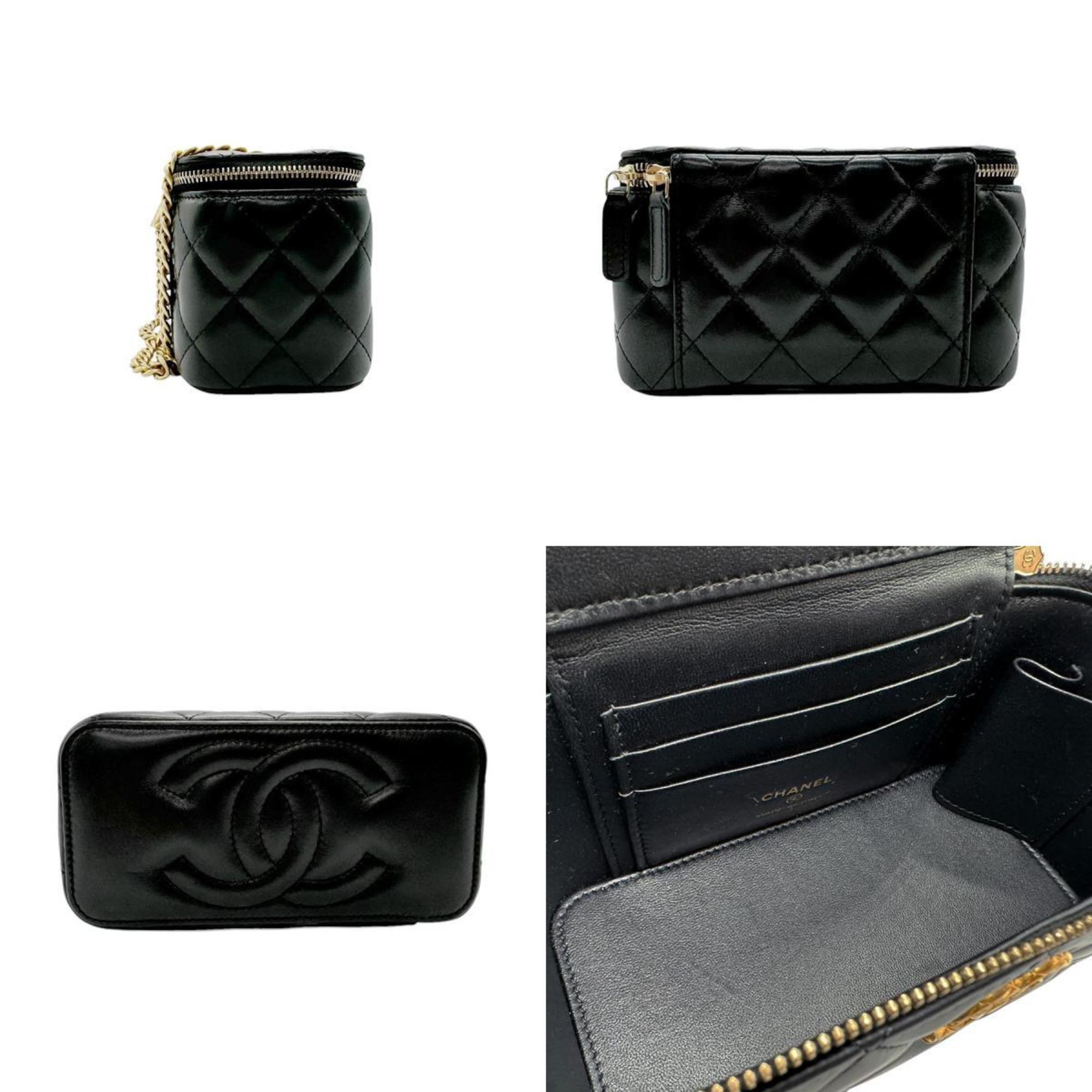 Chanel Black Leather Shoulder Bag (Pre-Owned)
