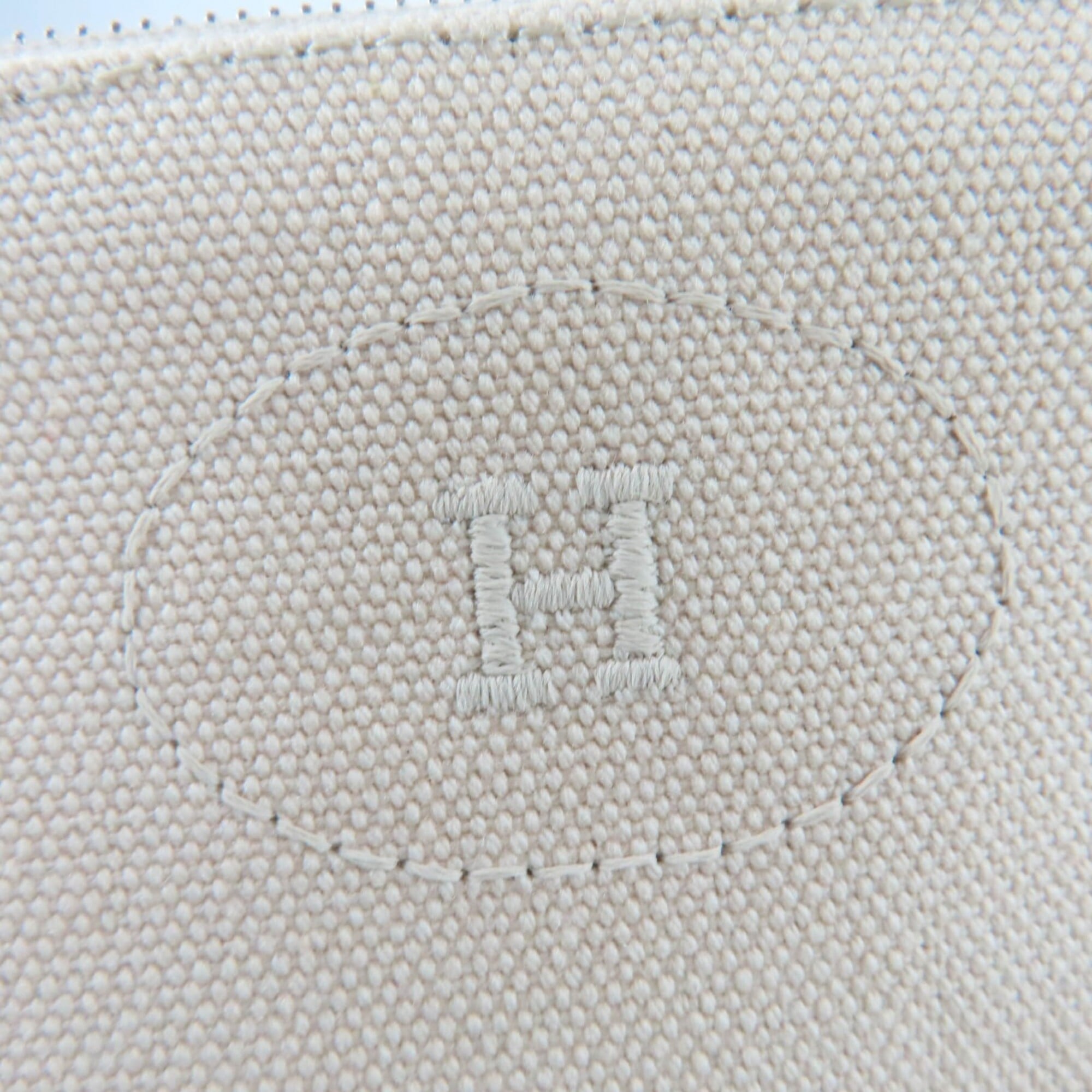 Hermes Natural Cotton Pouch (Pre-Owned)