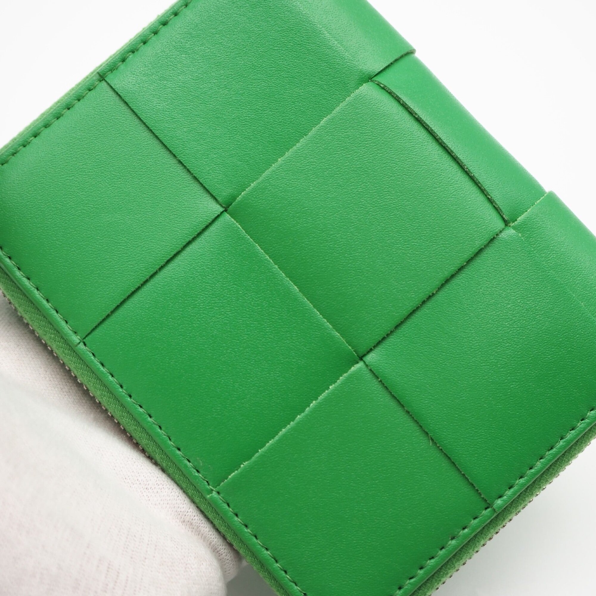 Bottega Veneta Intrecciato Green Leather Wallet (Bi-Fold) (Pre-Owned)