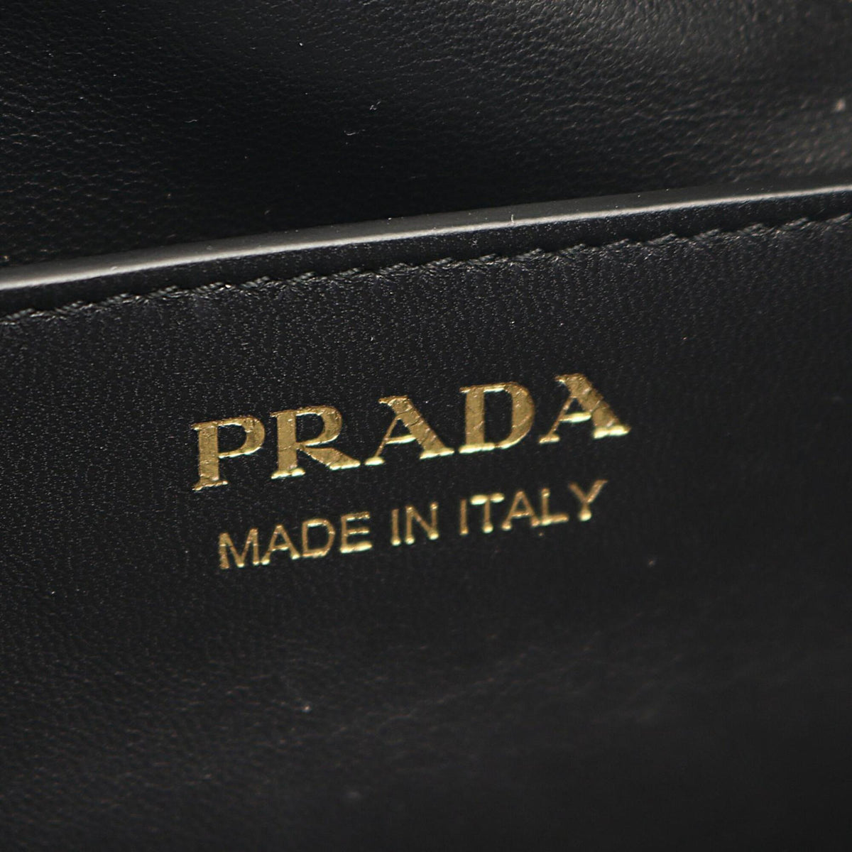 Prada Black Leather Handbag Shoulder Bag (Pre-Owned)