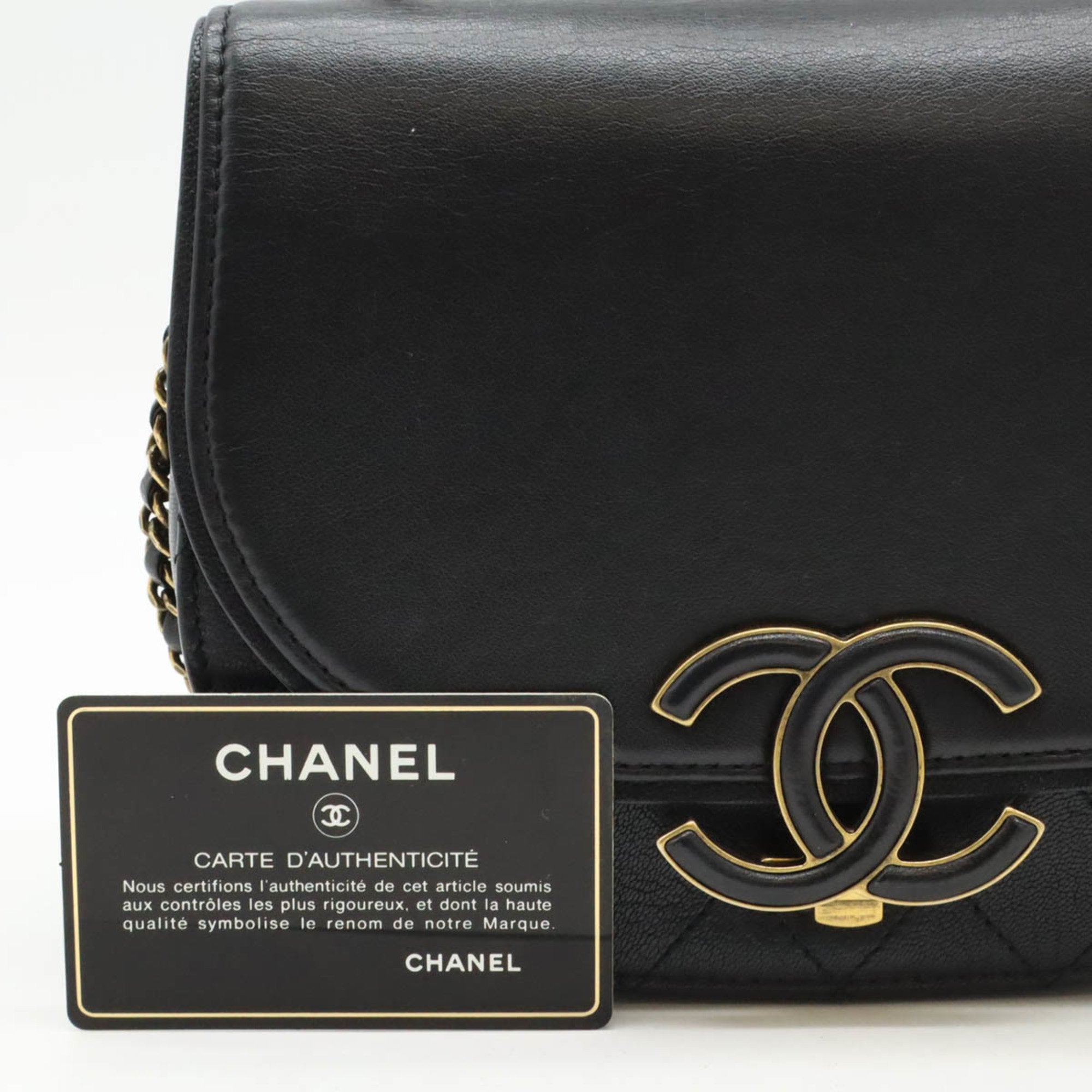 Chanel Black Leather Handbag Shoulder Bag (Pre-Owned)