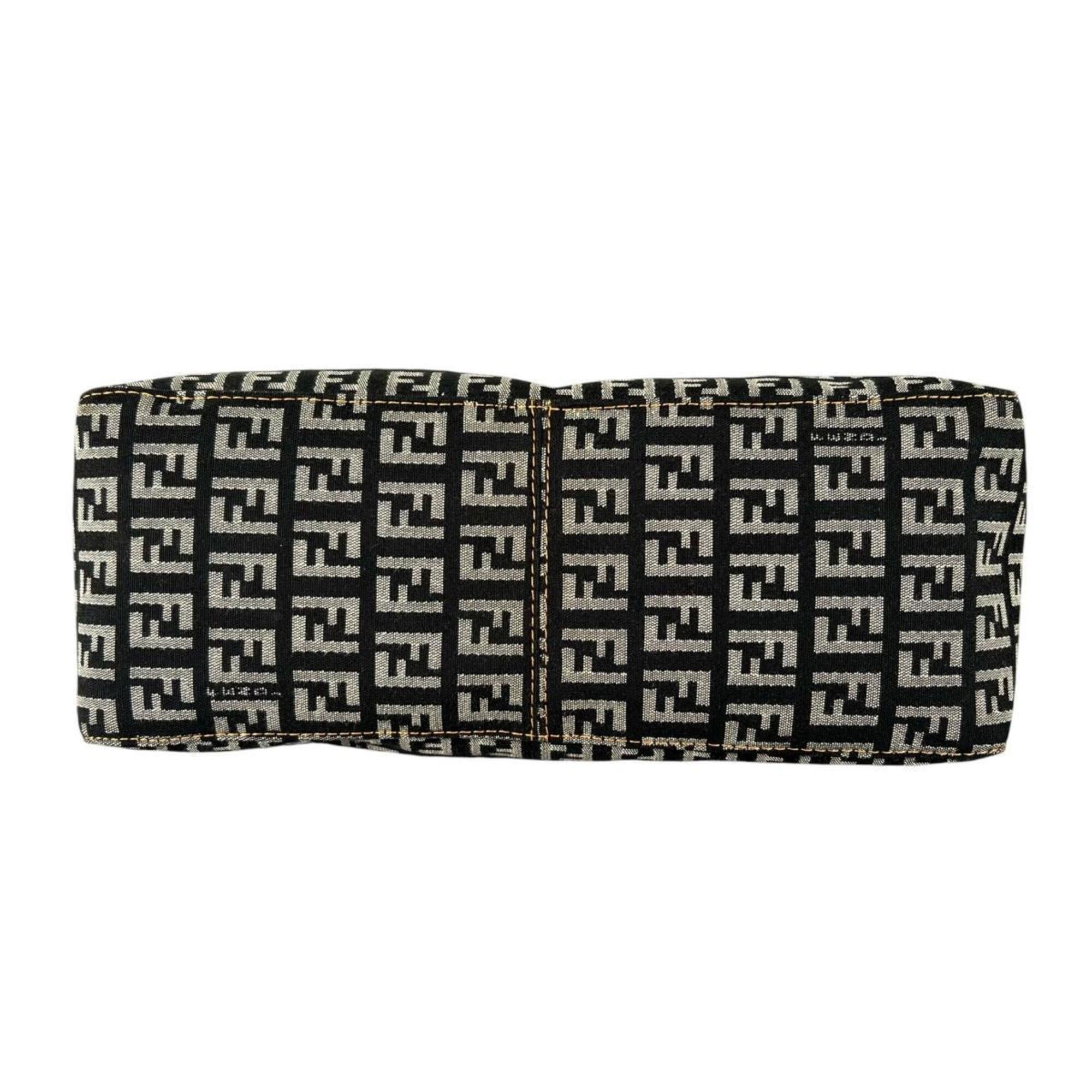 Fendi Gray Zucchino Nylon Shoulder Bag (Pre-Owned)