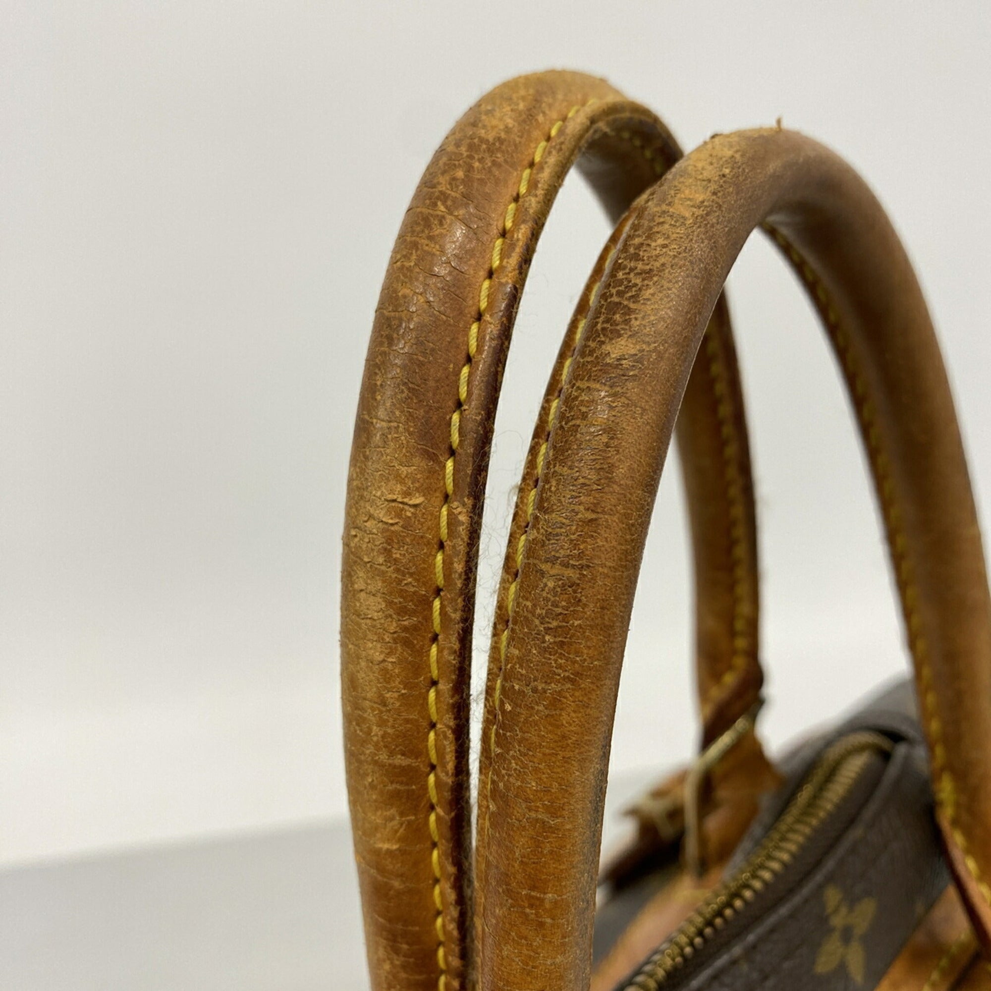 Louis Vuitton Brown Handbag (Pre-Owned)