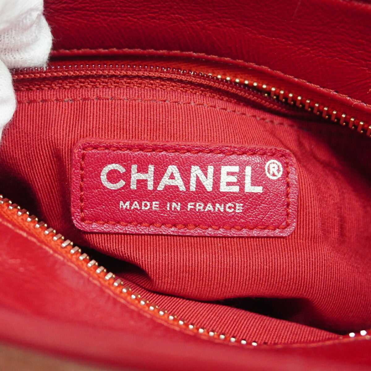 Chanel Red Color Suede Shoulder Bag (Pre-Owned)