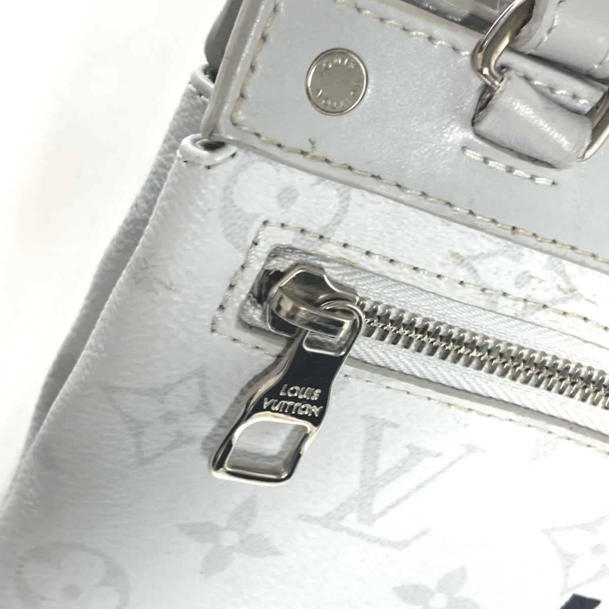 Louis Vuitton White Monogram Shoulder Bag Tote Bag (Pre-Owned)