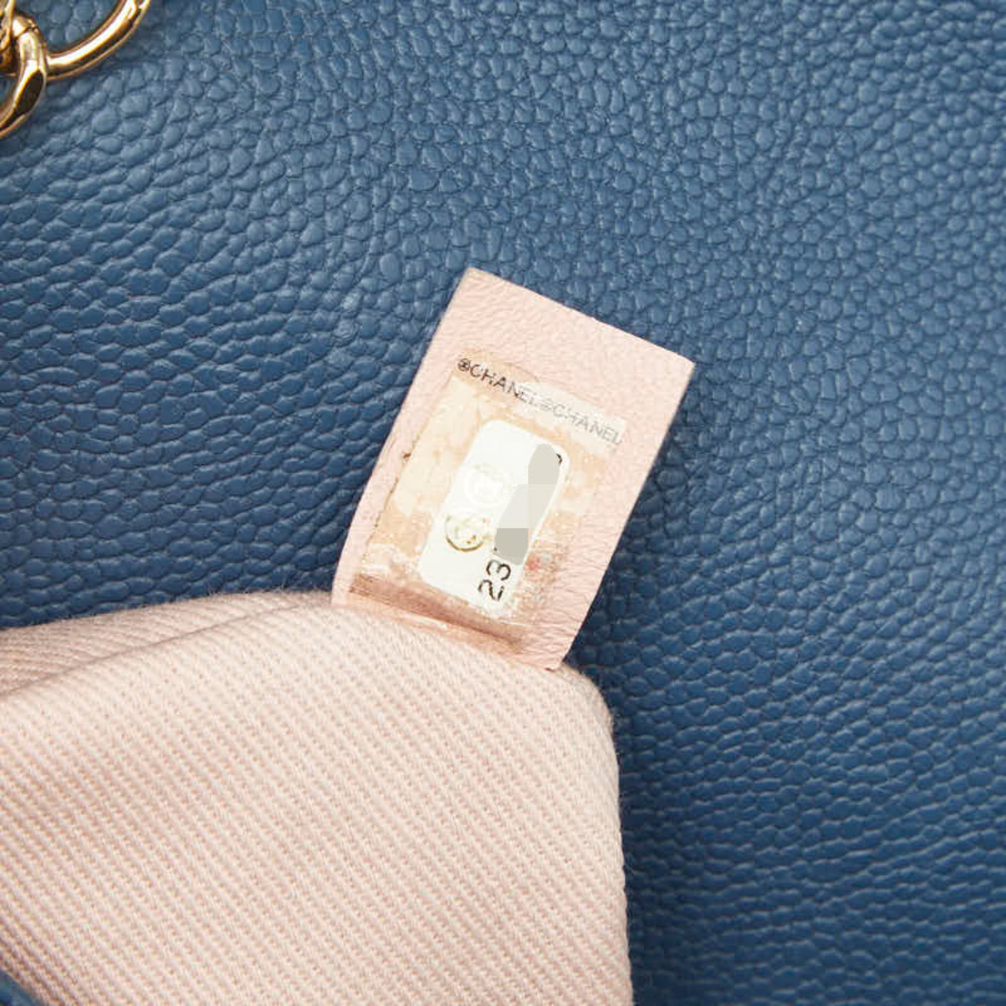 Chanel Blue Grained Calfskin Handbag Shoulder Bag (Pre-Owned)