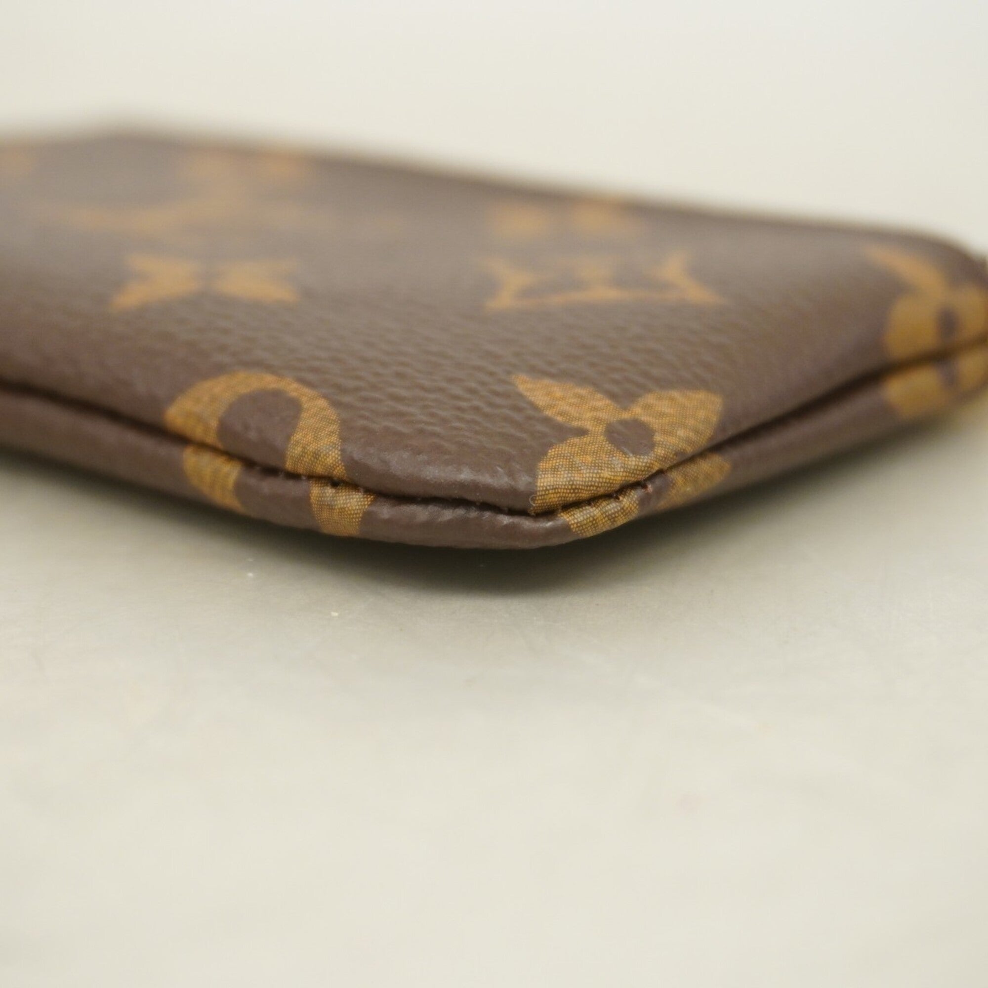 Louis Vuitton Brown Coin Purse/Coin Case (Pre-Owned)