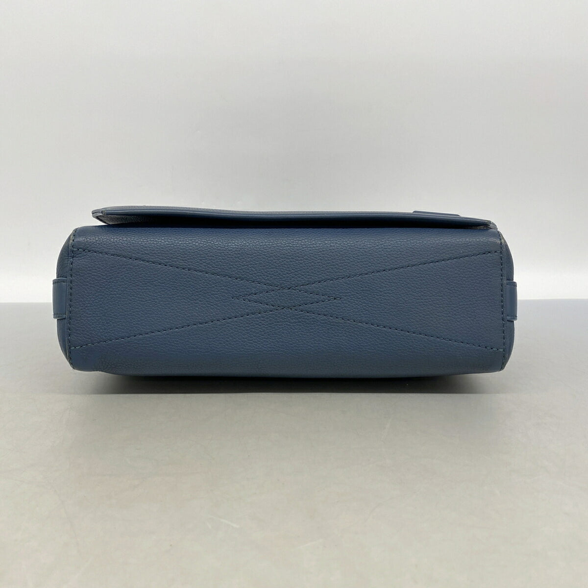Louis Vuitton Blue Shoulder Bag (Pre-Owned)