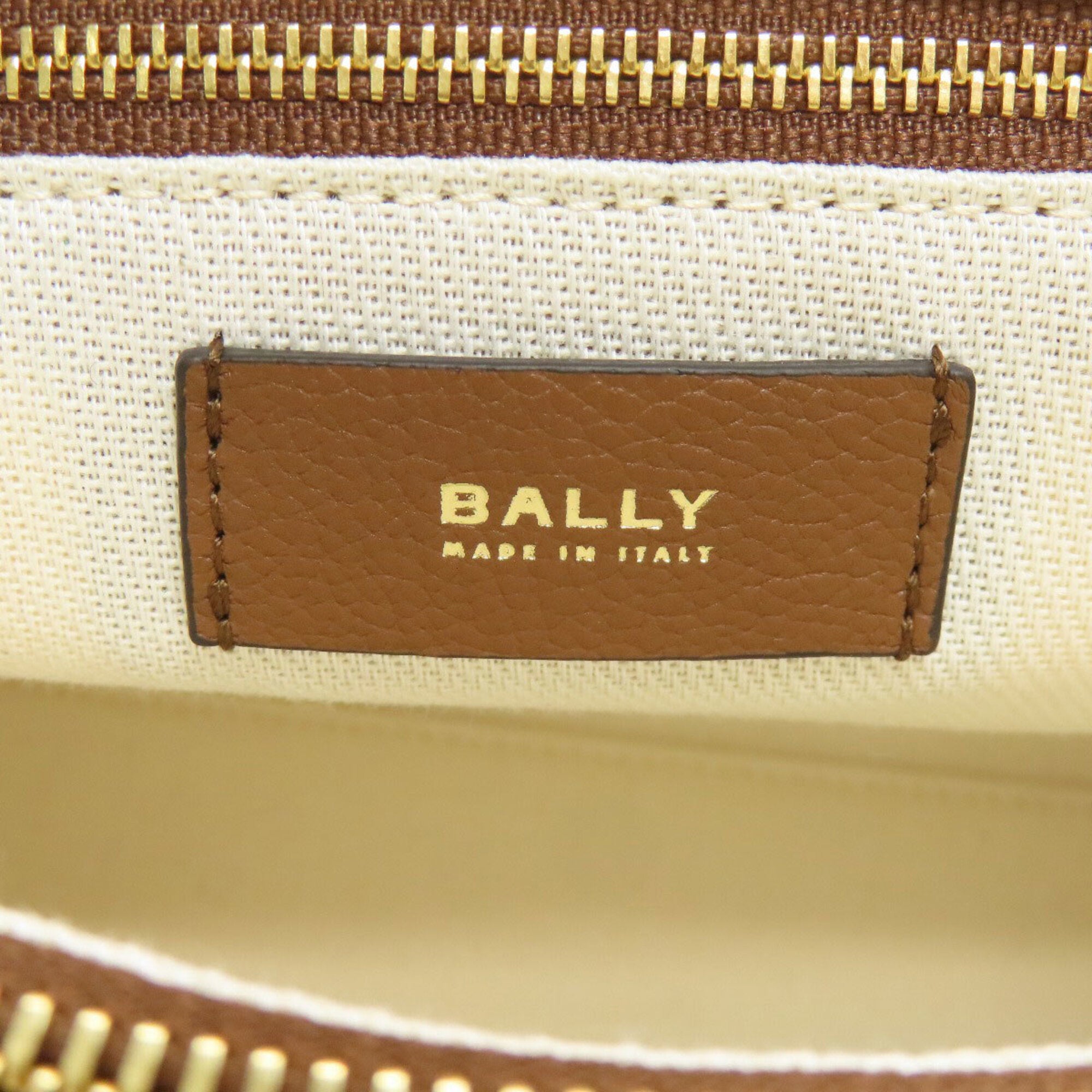 Bally Brown Leather Shoulder Bag (Pre-Owned)