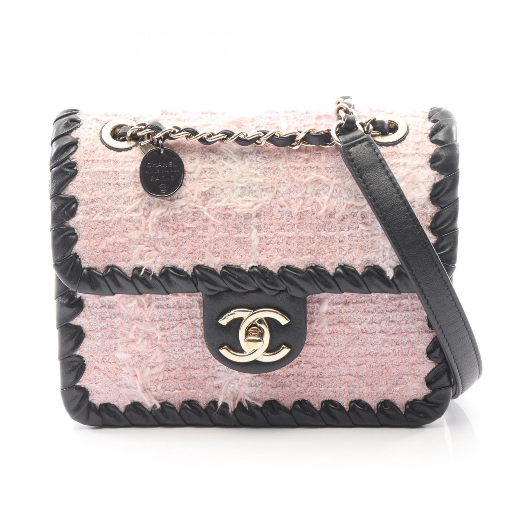 Chanel Black Pink Fabric Leather Shoulder Bag (Pre-Owned)